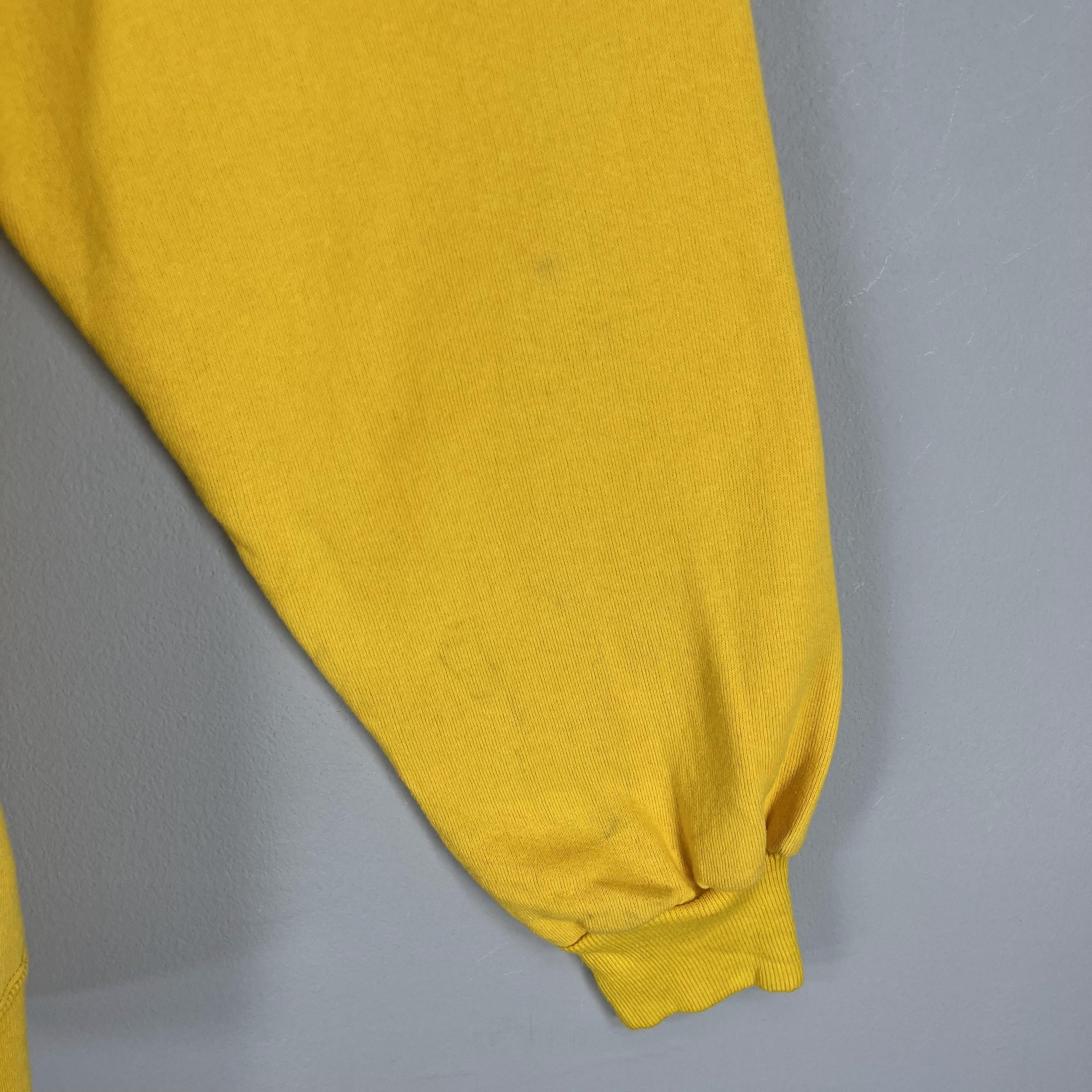 Vintage Vintage 90s UNIVERSITY Of MICHIGAN Spellout Pullover Hoodie Size US M / EU 48-50 / 2 - 8 Thumbnail