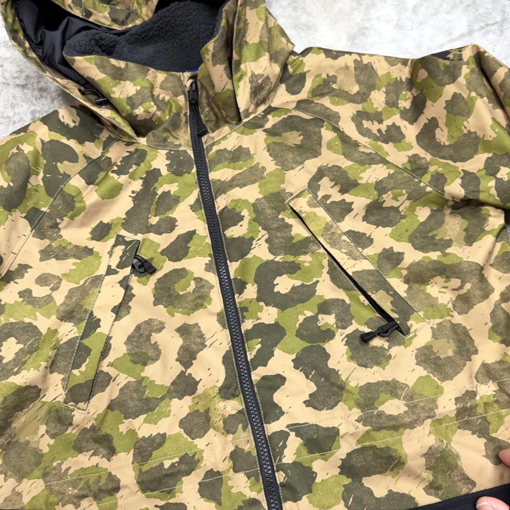 Burton Burton Jacket Mens Large Camo Hooded Full Zip Fleece Lined Ski Snow Outdoor Size US L / EU 52-54 / 3 - 3 Thumbnail