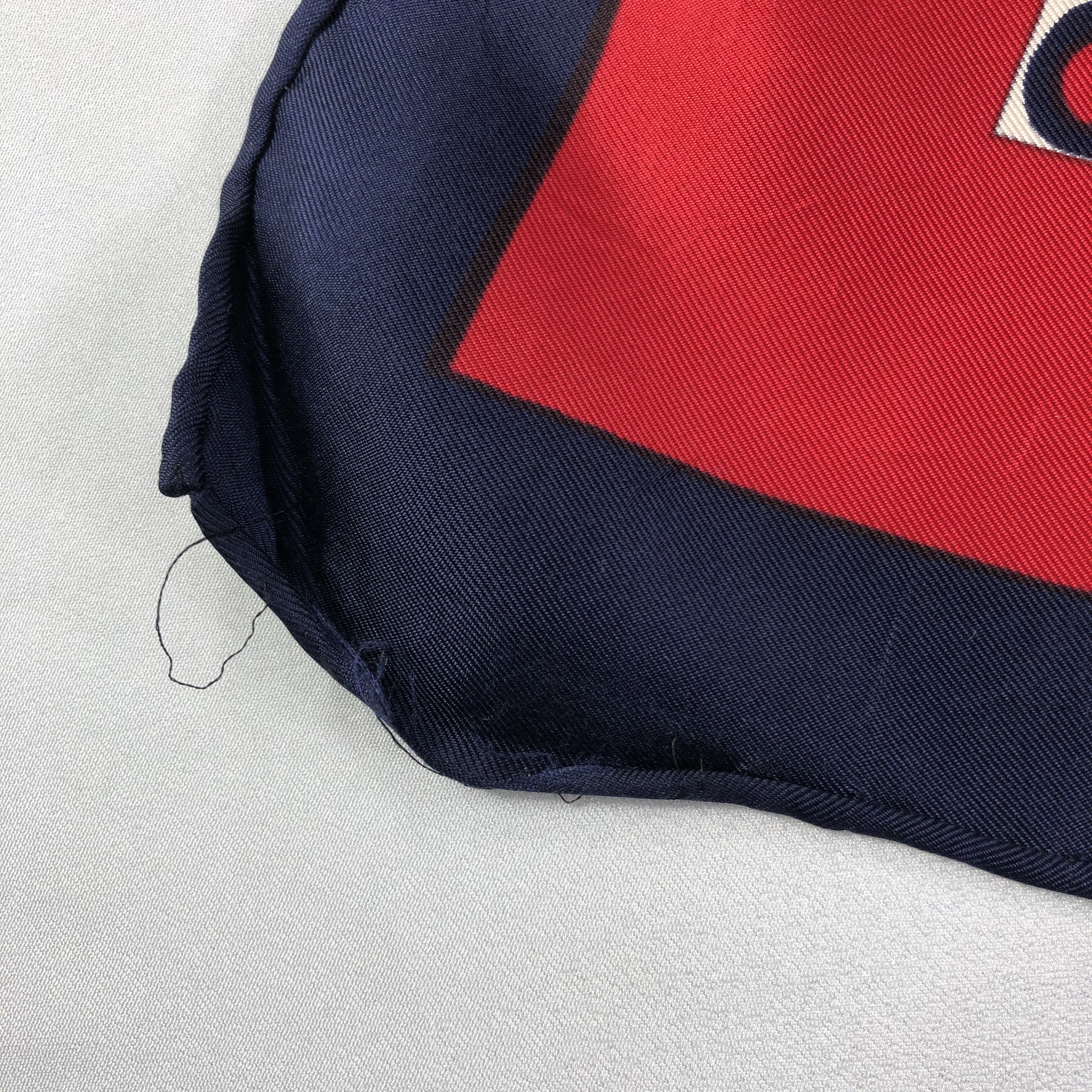 Vintage × Yves Saint Laurent Vintage Yves Saint Laurent Silk Scarf Size ONE SIZE - 7 Thumbnail