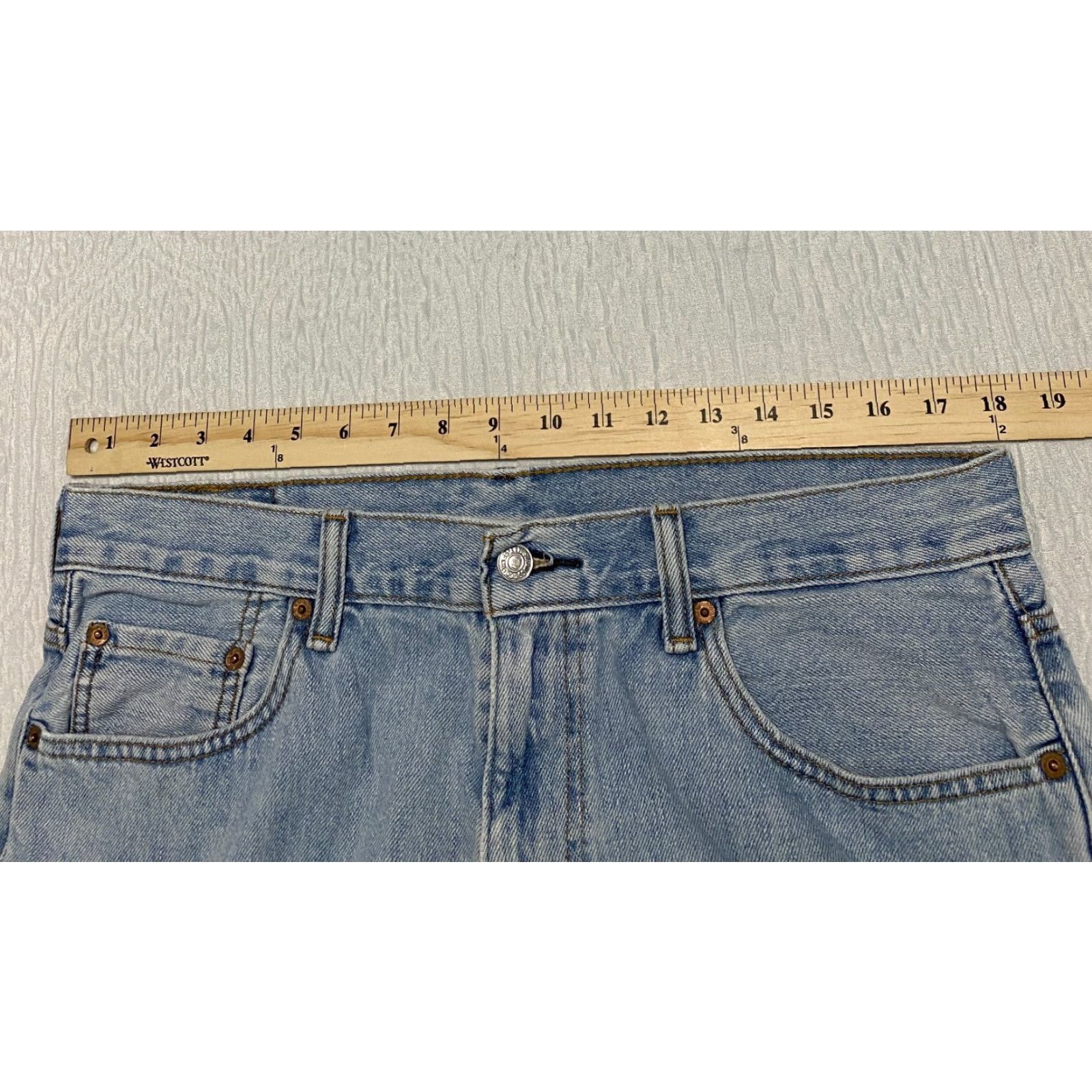 Levi's VINTAGE Levi's 550 Relaxed Fit Mens Jeans 34×33 Blue Light Wash 90s Retro Size US 34 / EU 50 - 5 Thumbnail