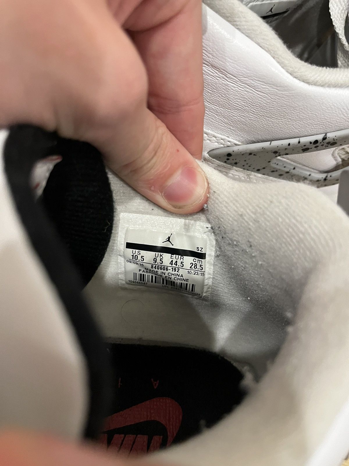Jordan Brand jordan 4 nike air white cements Size US 10.5 / EU 43-44 - 5 Thumbnail