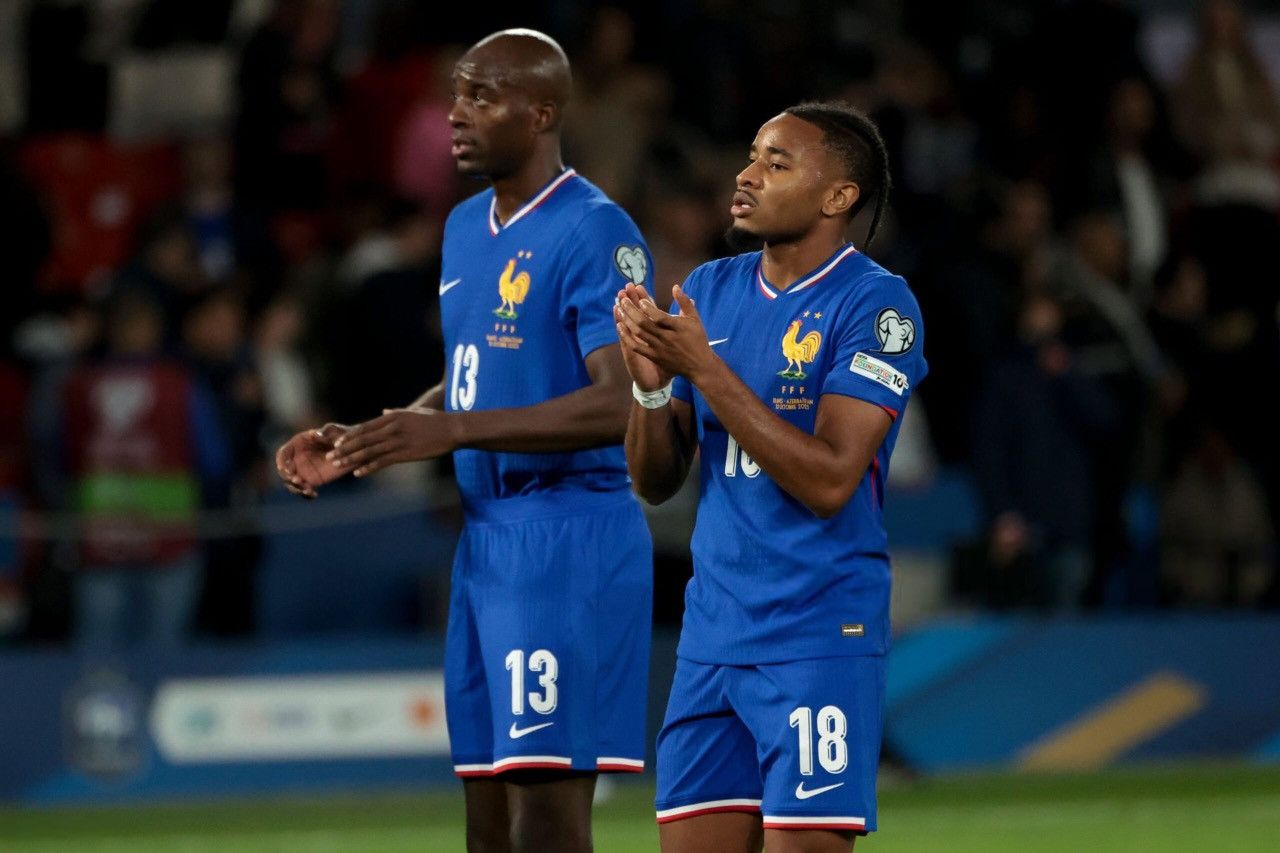 Nike Nike France 2025 #18 Nkunku Soccer Player Issue Match Shorts Size US 32 / EU 48 - 4 Thumbnail
