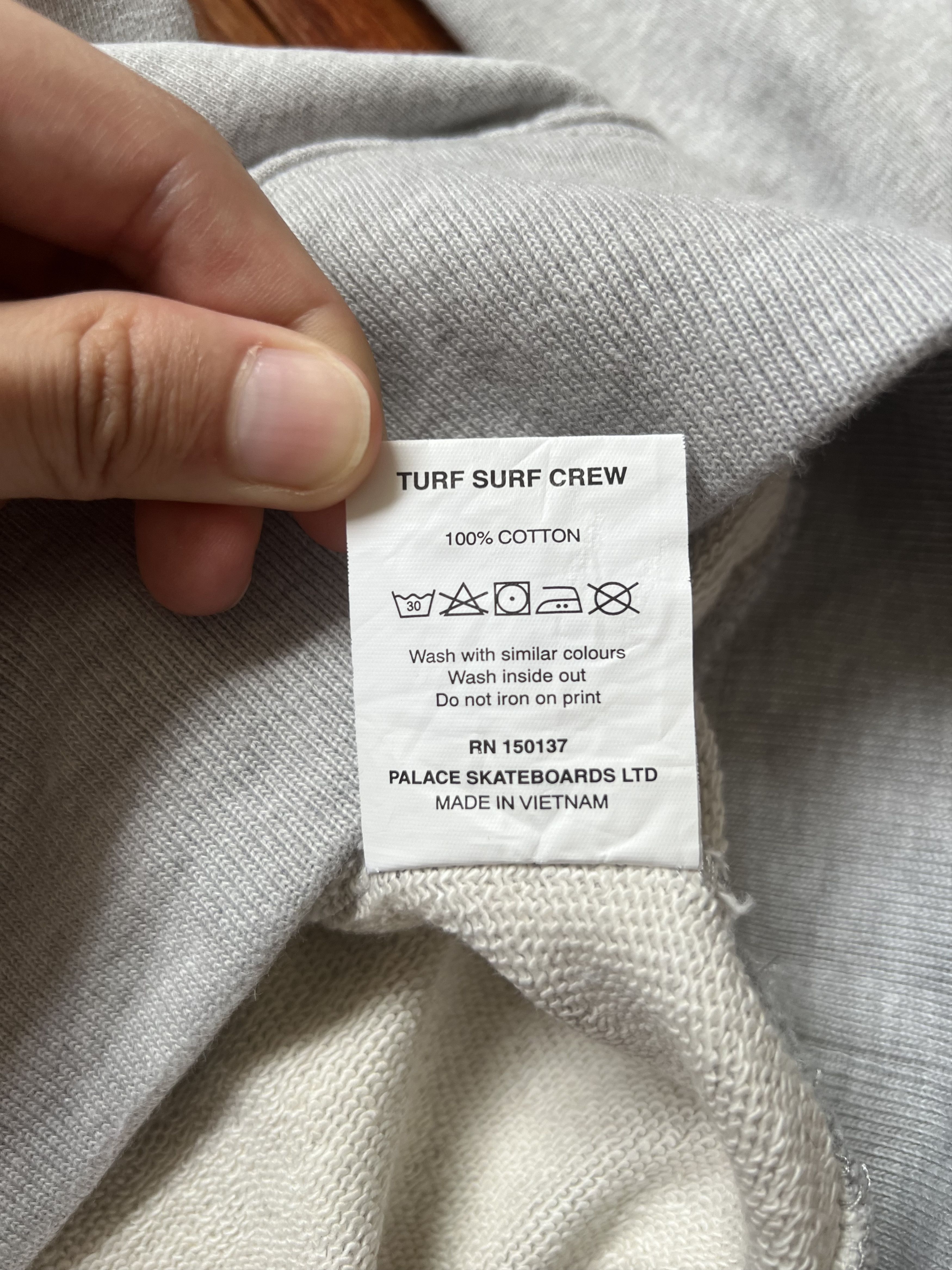 Palace 💚 2019 Palace Turf Surf Crew Grey Marl Large Size US L / EU 52-54 / 3 - 8 Thumbnail