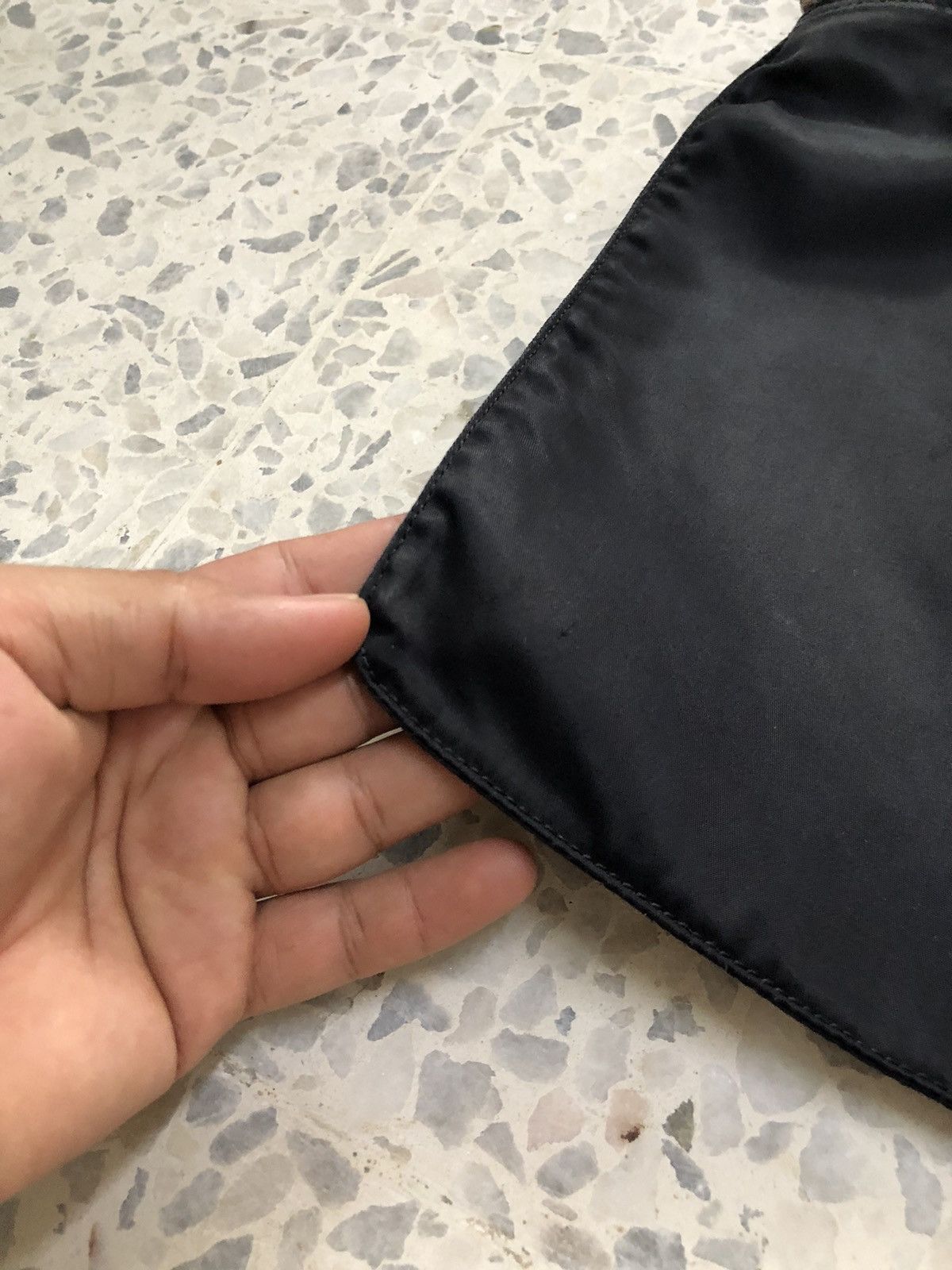 Prada Authentic❗️Vintage 90s Prada Nylon Sling Bag Size ONE SIZE - 5 Thumbnail