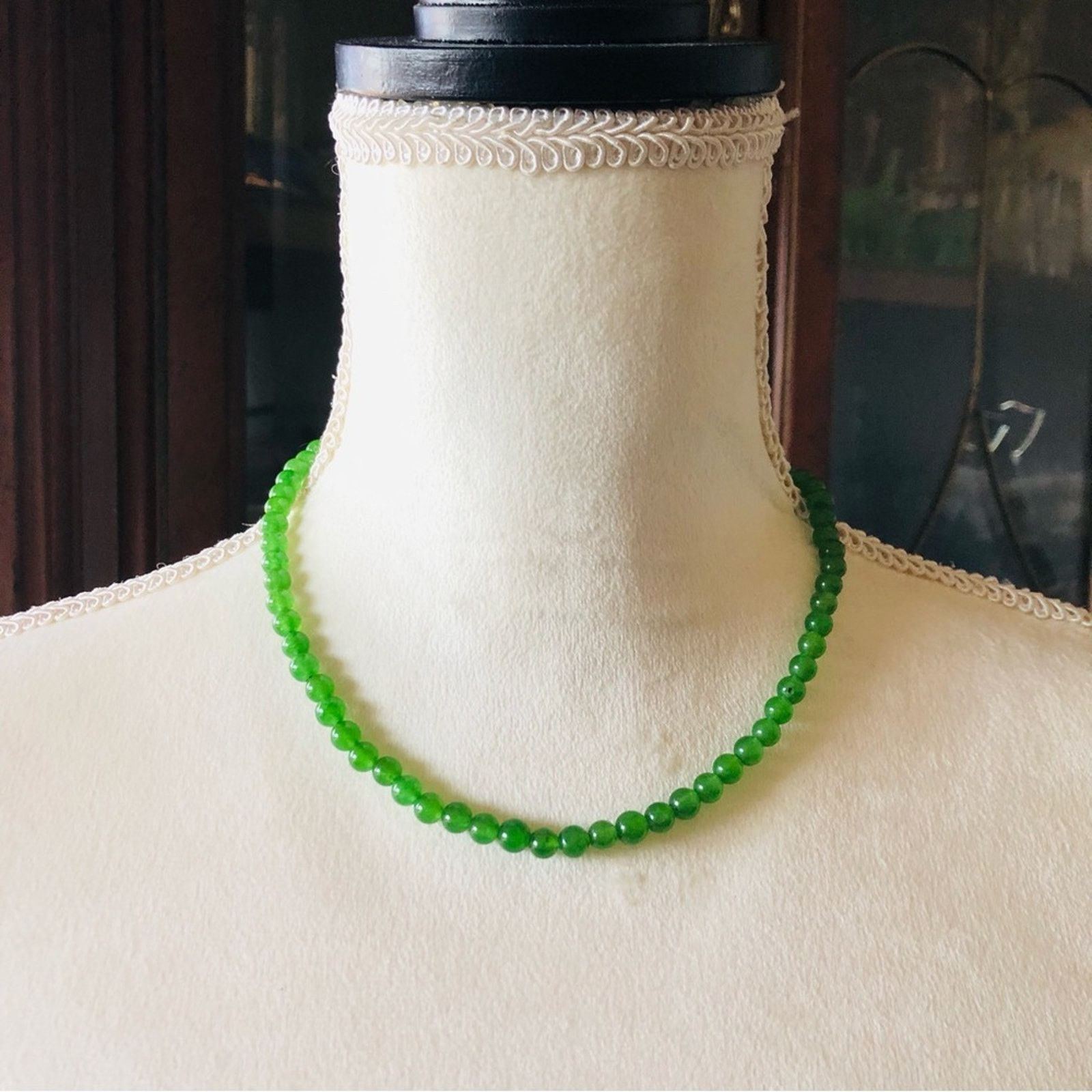 Jewelry Genuine nephrite jade 6mm round bead necklace Size ONE SIZE - 2 Thumbnail