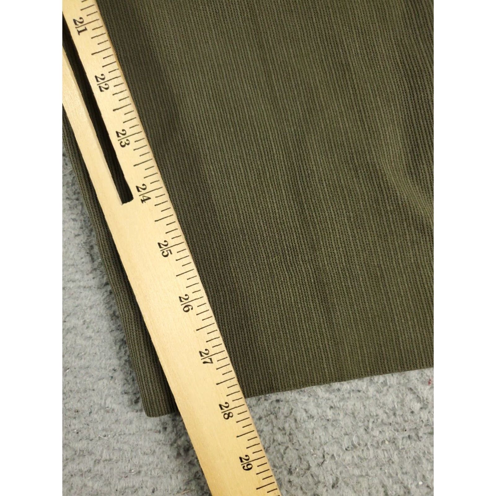 Tommy Bahama VINTAGE Tommy Bahama Pants Mens Regular Size 35 Green Silk Pleated Chino Trousers Size US 35 - 4 Thumbnail