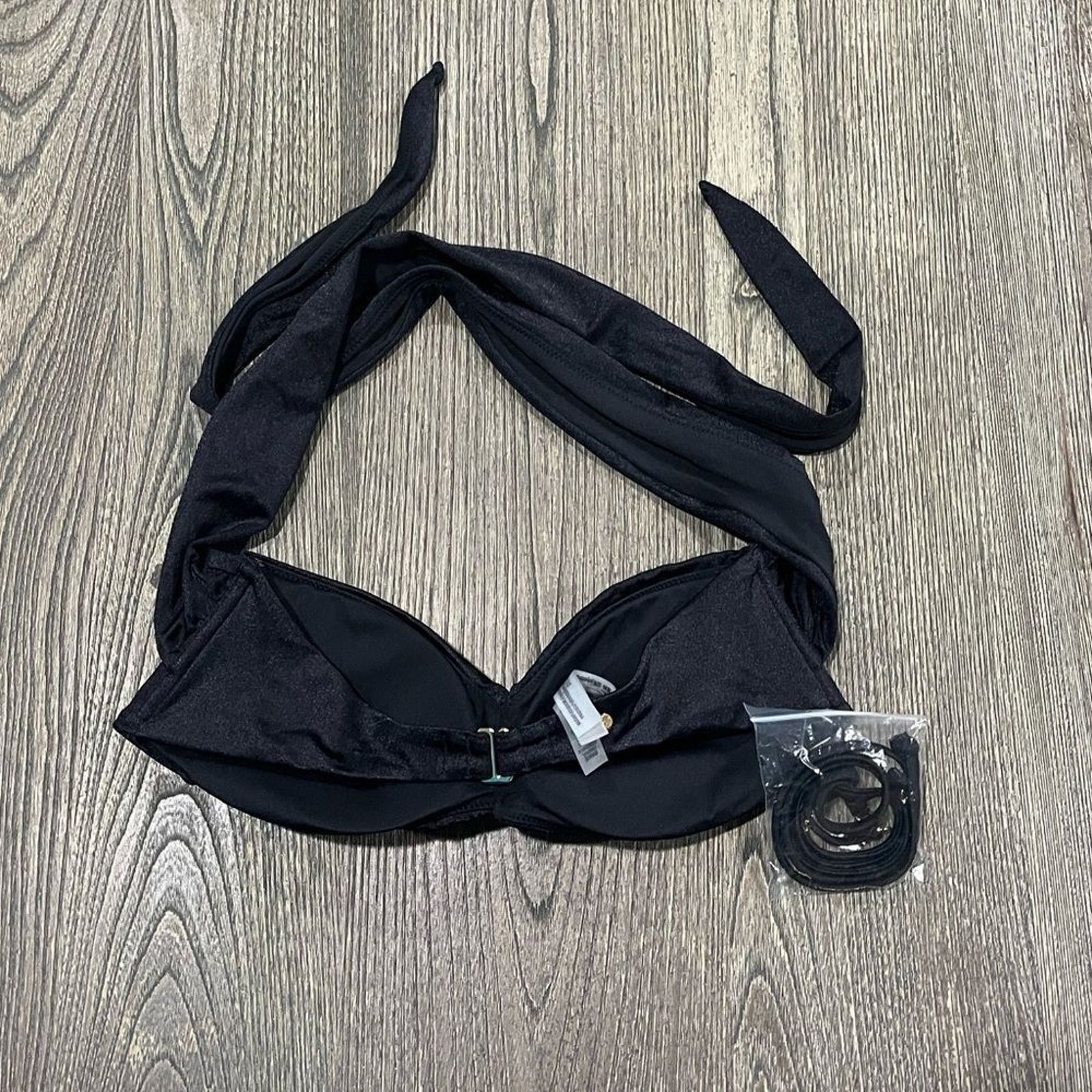 Victoria's Secret NWOT Victoria’s Secret Swimwear Bikini Top Halter Size ONE SIZE - 3 Thumbnail