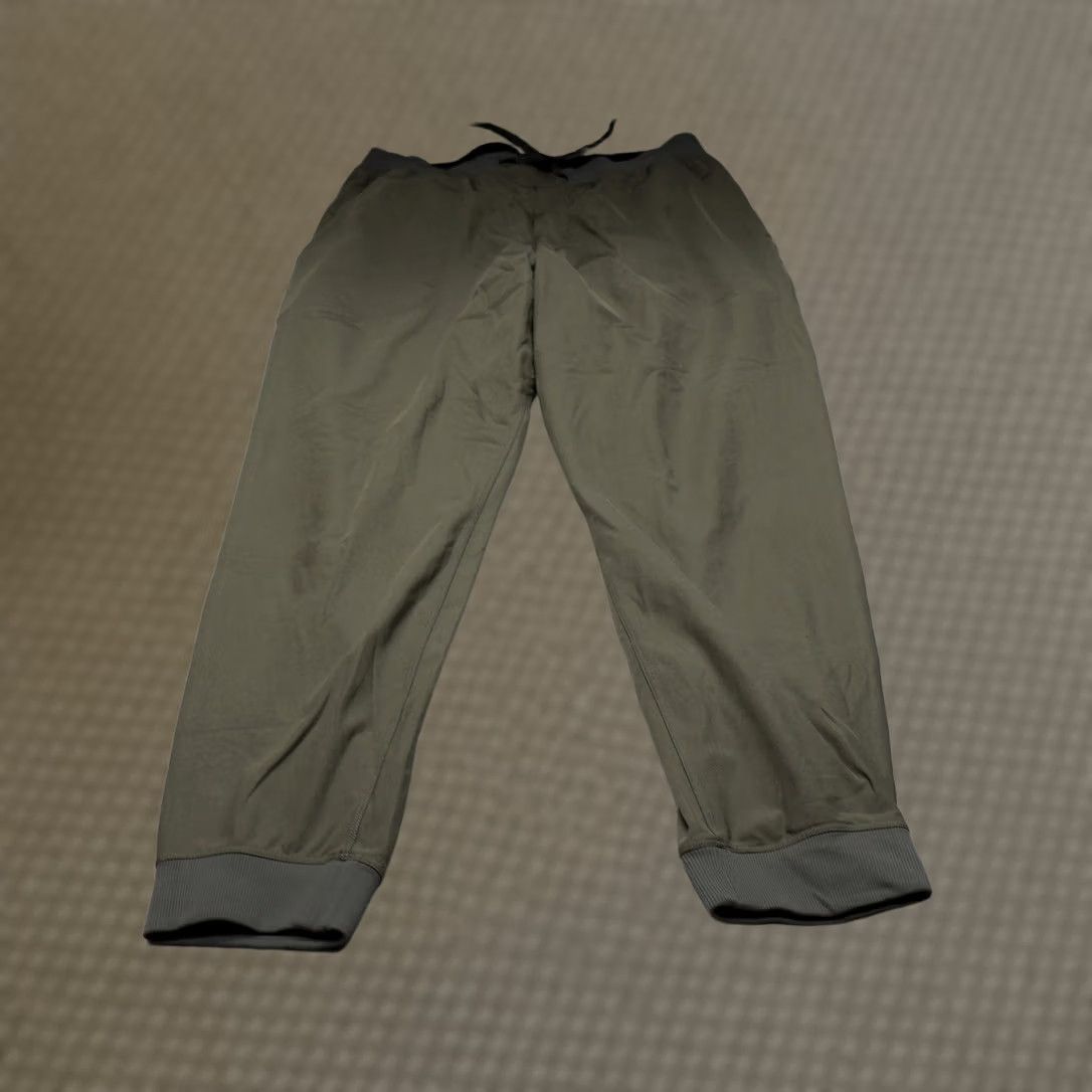 Lululemon Lululemon Pants Mens Large Green ABC Joggers Athletic Training Gorpcore 32x31 Size US 33 - 1 Thumbnail