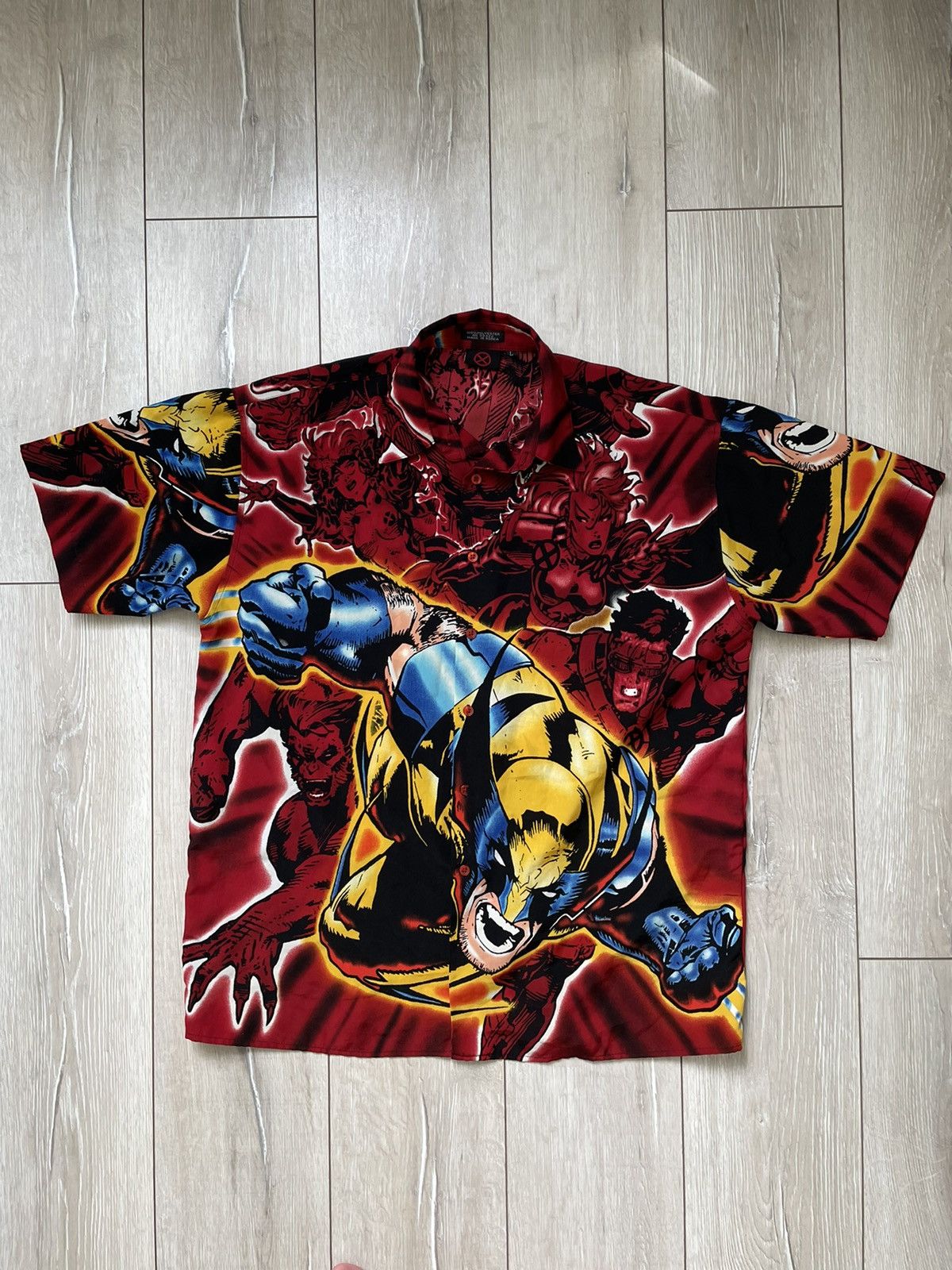 Vintage outlet Mens Marvel Comics button shirt