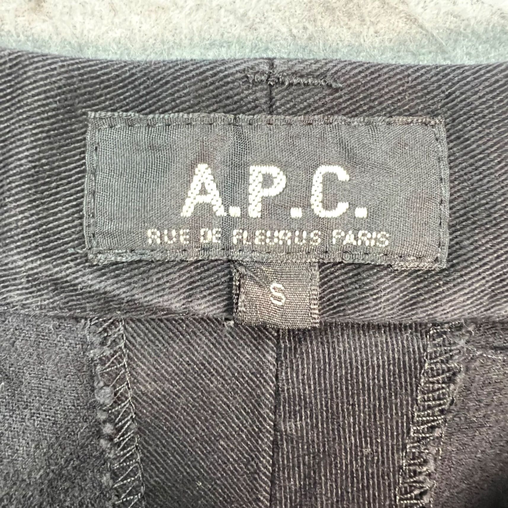 A.P.C. A.P.C. Mens Small Black Cotton Trousers Straight Leg Chino Pants Pants Mens Small Black Cotton Trousers Straight Leg Chino 29in Inseam Vintage/Jacket? Size US 29 - 3 Thumbnail