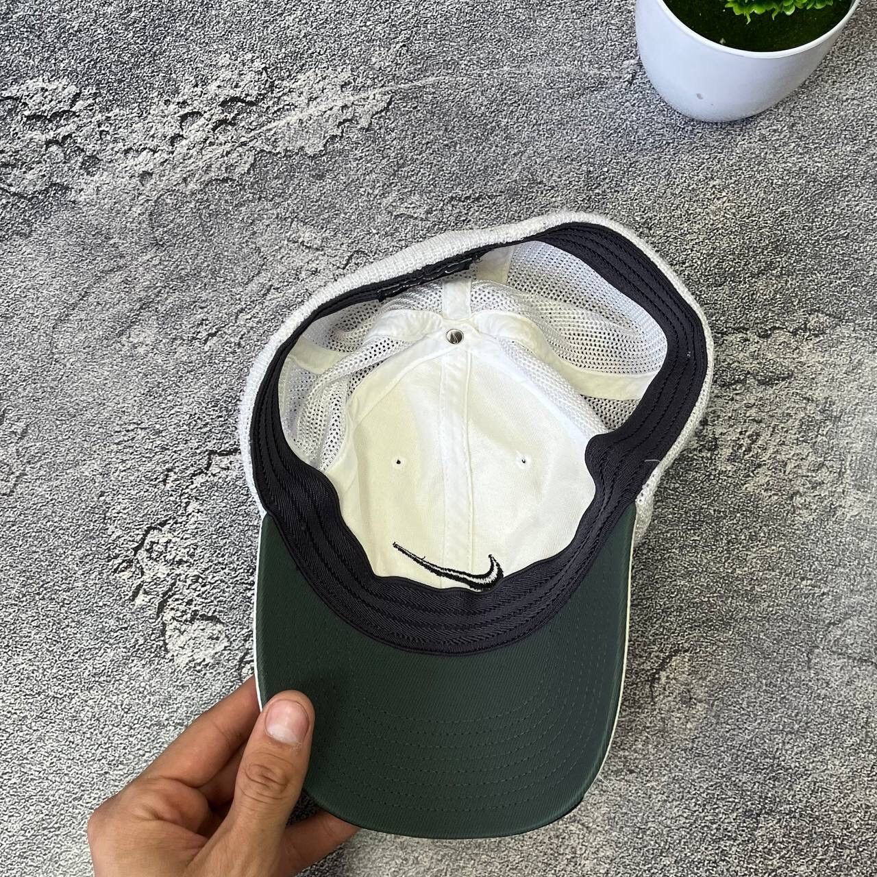 Nike Vintage White Nike Golf Flexfit Baseball Hat Cap Embroidered Size ONE SIZE - 5 Thumbnail