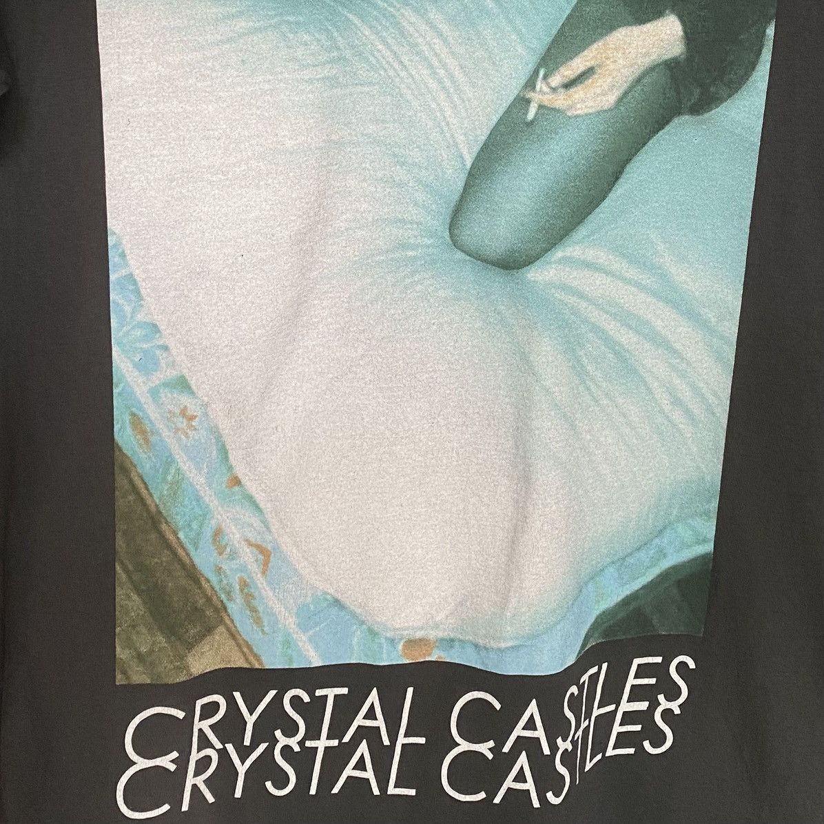 Band Tees 2000s Crystal Castles “Doe Deer” Bay Island Tag Size US L / EU 52-54 / 3 - 4 Thumbnail