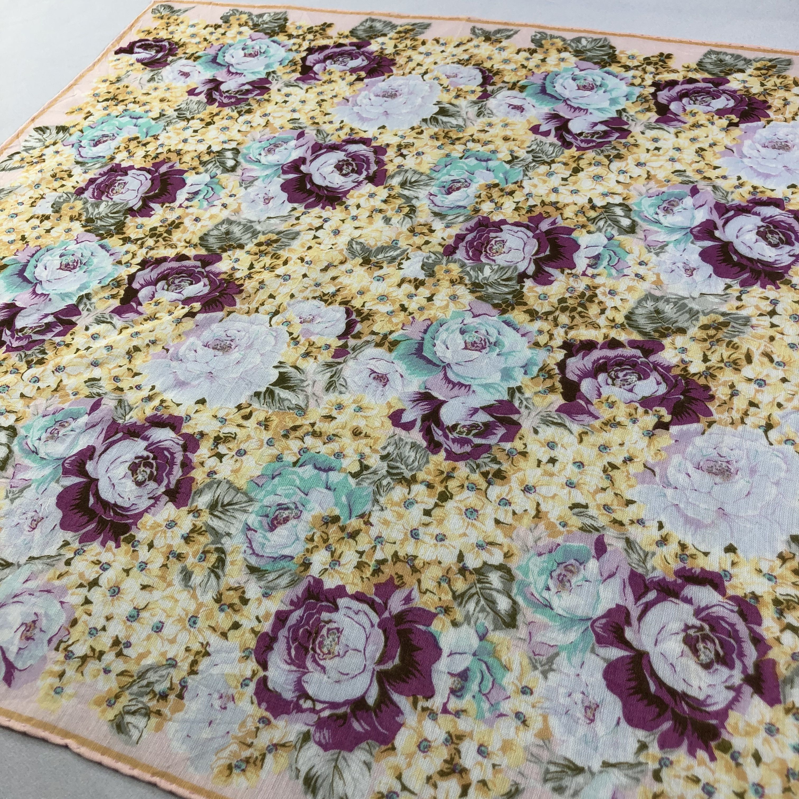 Nina Ricci Nina Ricci Handkerchief Neckerchief Bandana H1726 Size ONE SIZE - 3 Thumbnail