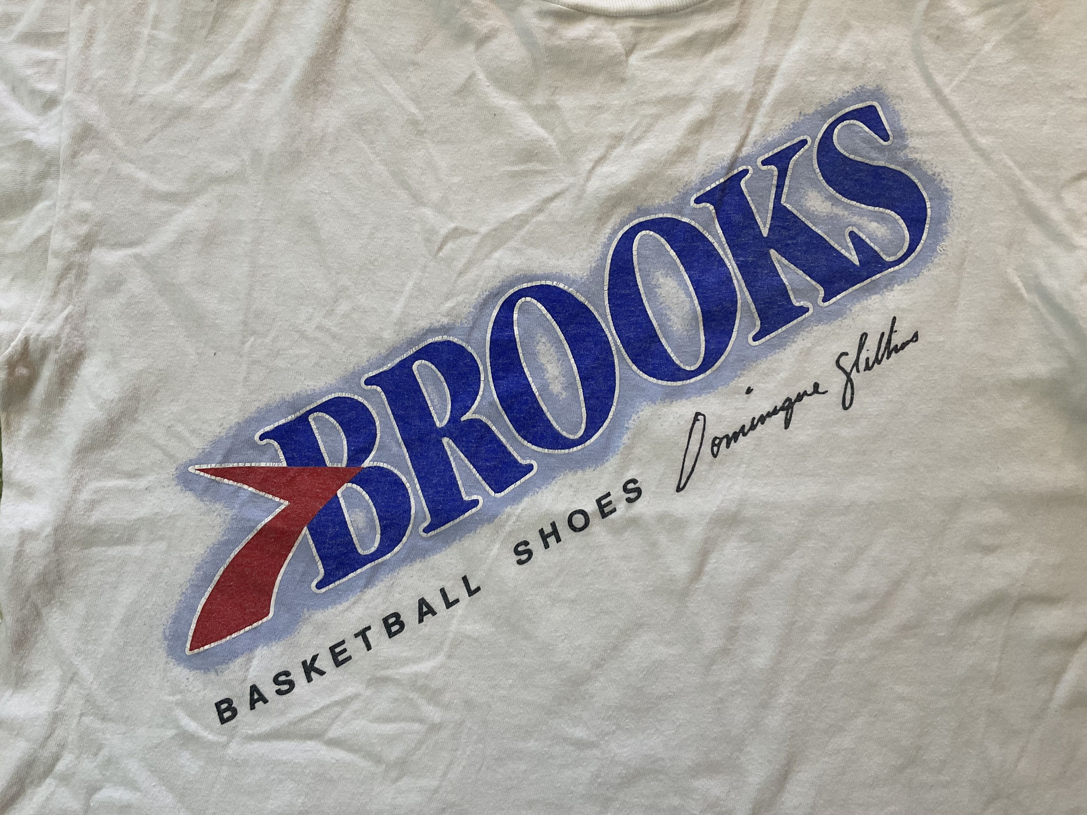 Brooks Vintage 80s Brooks Basketball Shoes Dominique Wilkins Tee Size US M / EU 48-50 / 2 - 2 Thumbnail