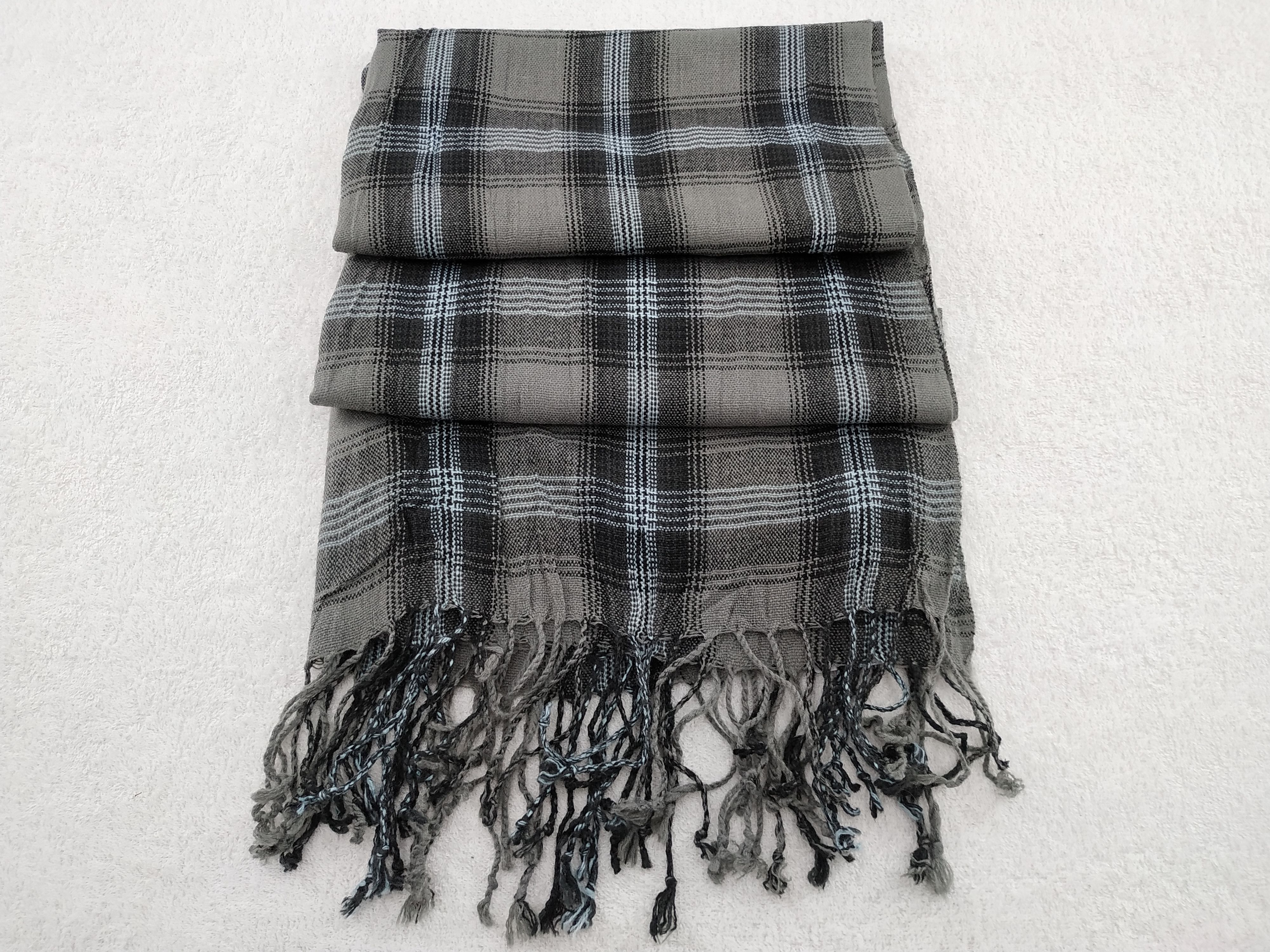 Beams Japan Vintage Beams Scarf/Muffler/Neckwear MF228A Size ONE SIZE - 1 Thumbnail
