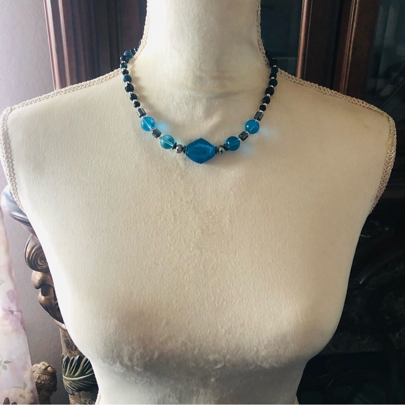 Handmade Handcrafted repurpose glass apatite agate hematite necklace Size ONE SIZE - 4 Thumbnail