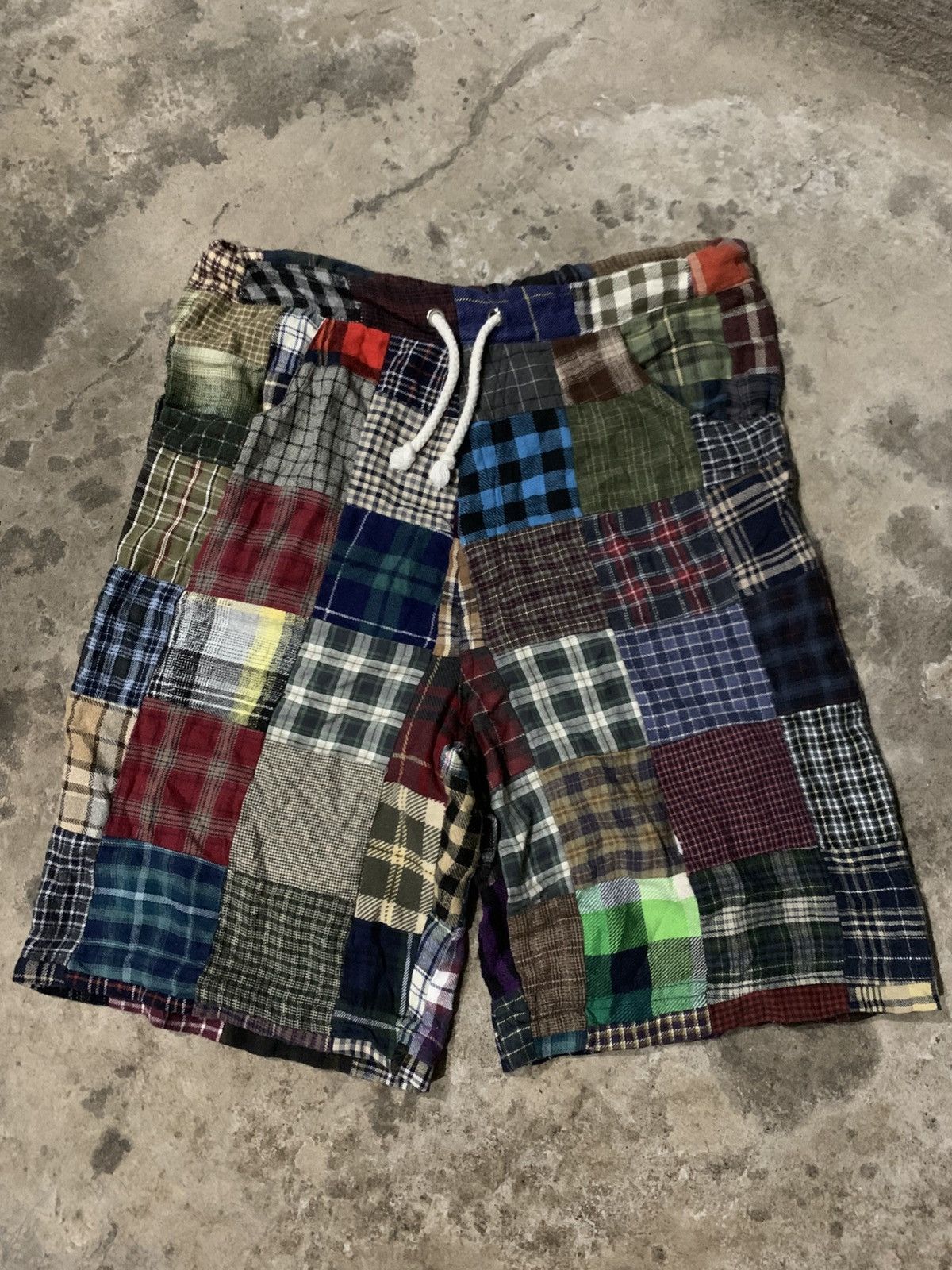 Japanese Brand Vintage FUNKY FRUIT PATCHWORK SHORT Size US 32 / EU 48 - 1 Thumbnail