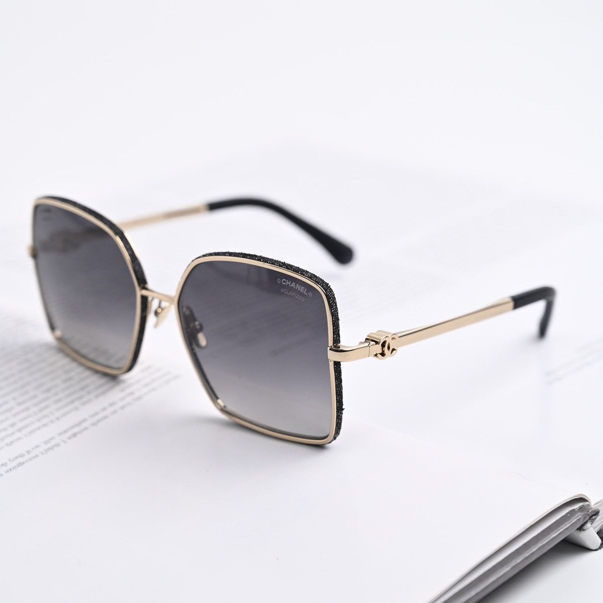 Chanel CHANEL 0CH4288Q C395S8 SUNGLASSES Size ONE SIZE - 2 Thumbnail