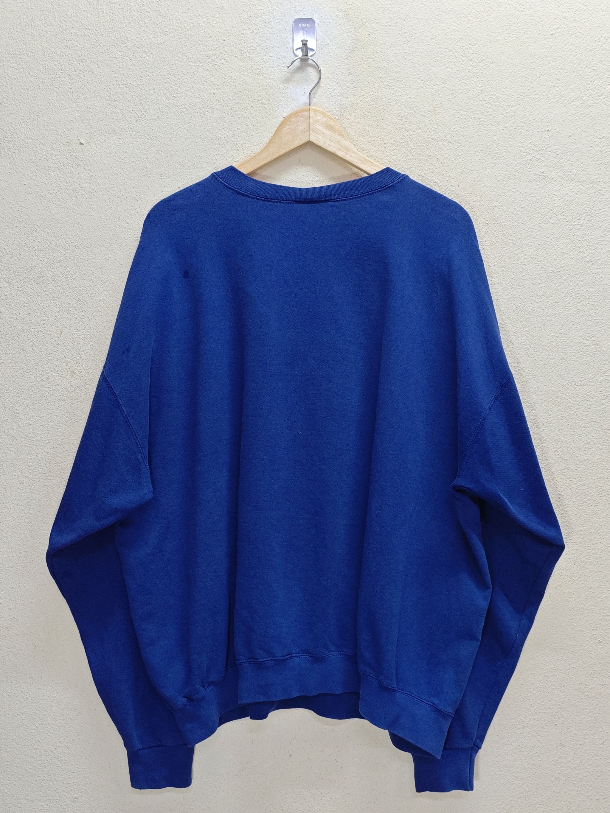 Nike 90s Vintage NIKE Swoosh USA Made Oversized Navy Sweatshirt Size US L / EU 52-54 / 3 - 2 Thumbnail