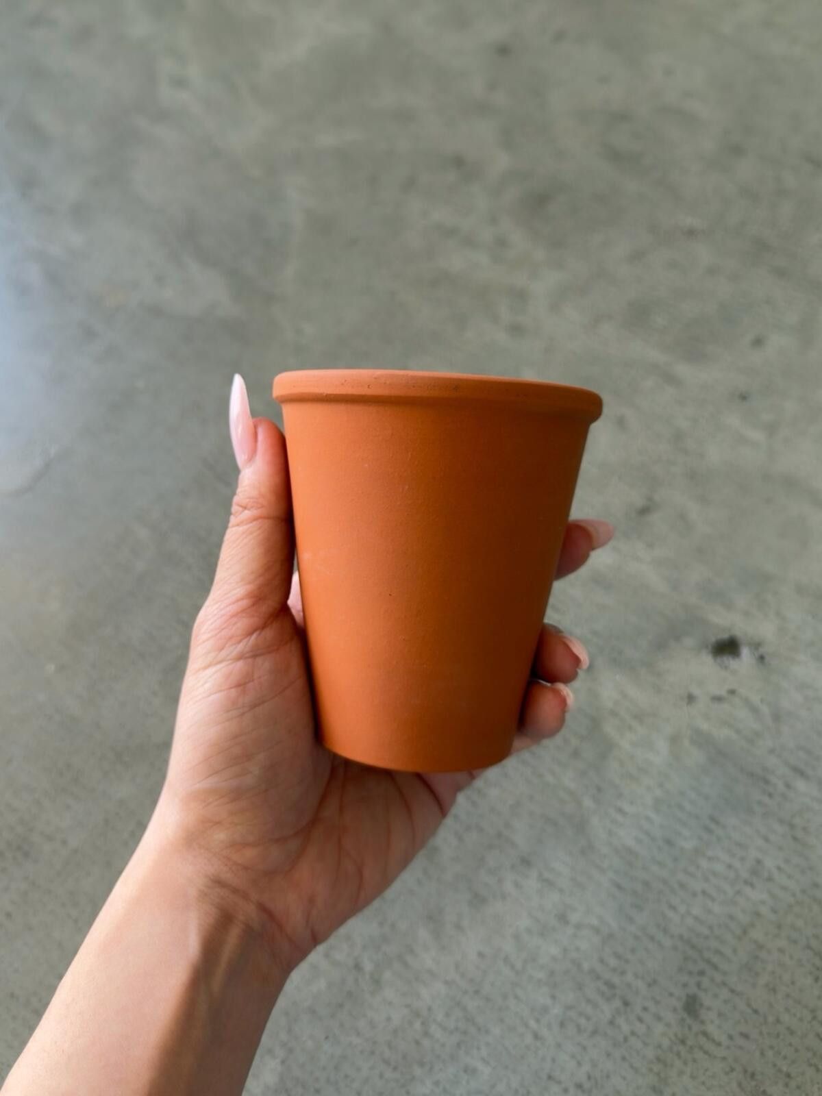 Other Terra Cotta Planter Mini Pot / Minimal Indoor Outdoor Decor Size ONE SIZE - 1 Thumbnail