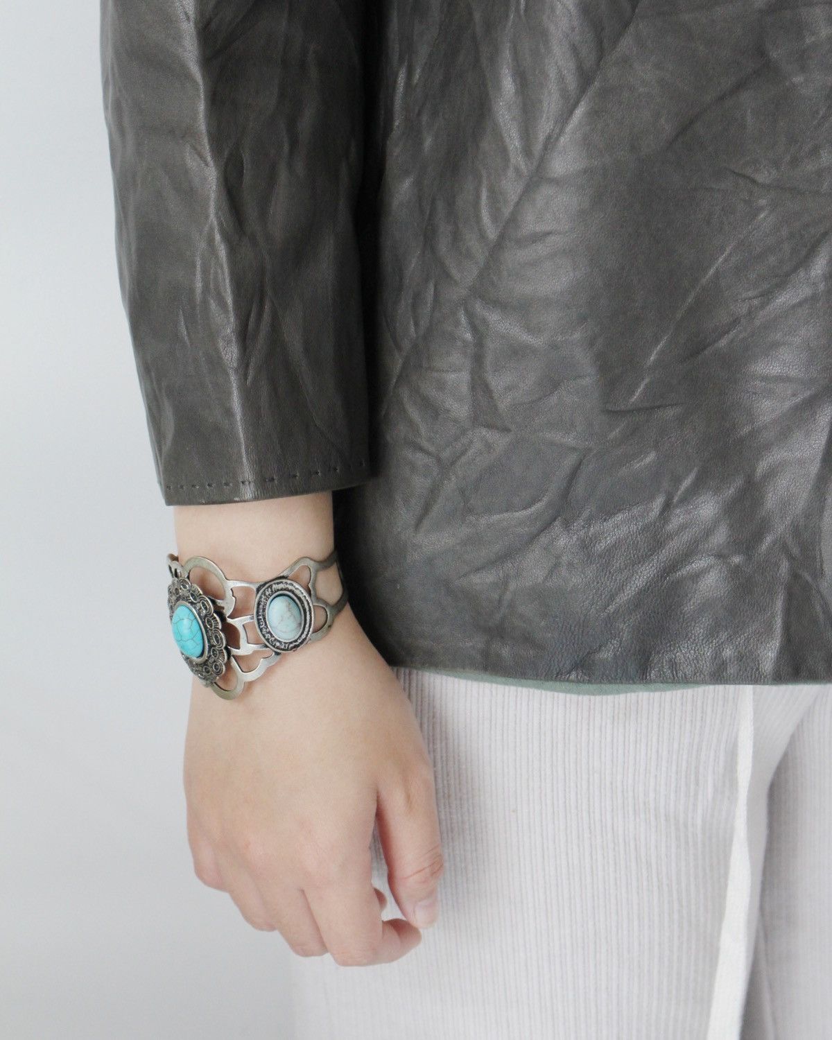 Japanese Brand × Vintage 2000S JAPANESE MADE BLUE STONE CUFF BRACELET Size ONE SIZE - 3 Thumbnail