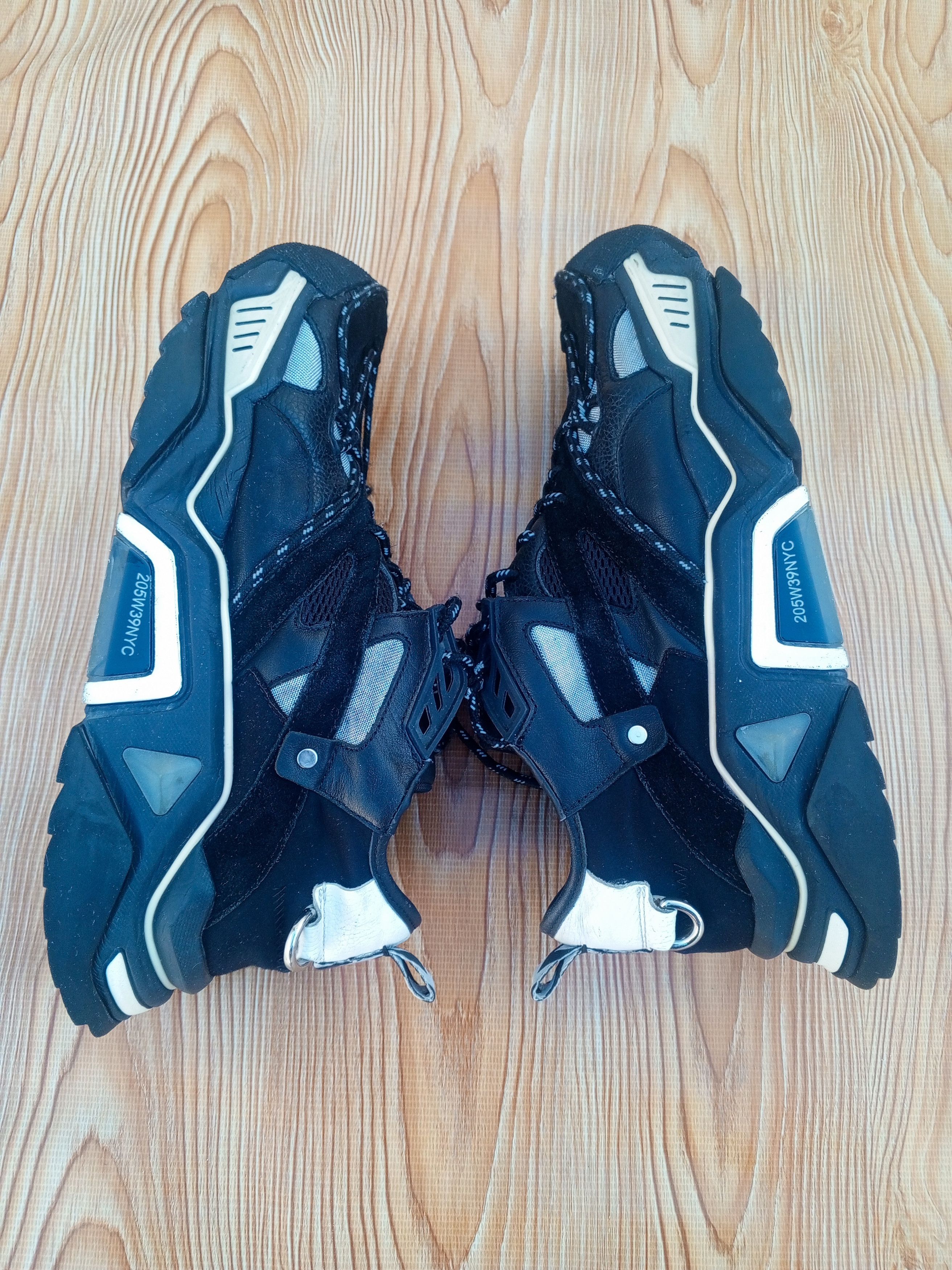 Calvin Klein 205W39NYC Calvin Klein Size US 10.5 / EU 43-44 - 9 Thumbnail