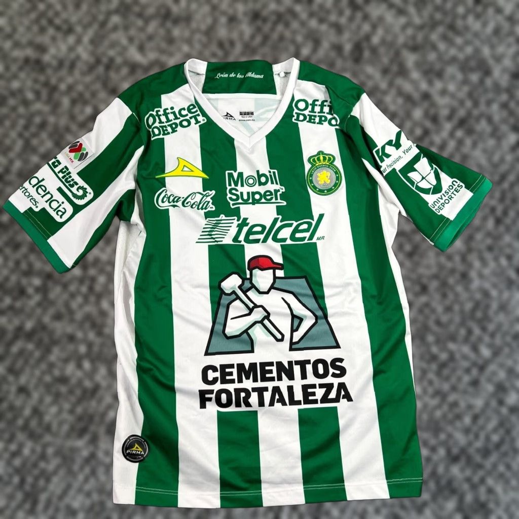 Primark Club Leon Jersey Large Prima Striped Green White Size US L / EU 52-54 / 3 - 1 Thumbnail