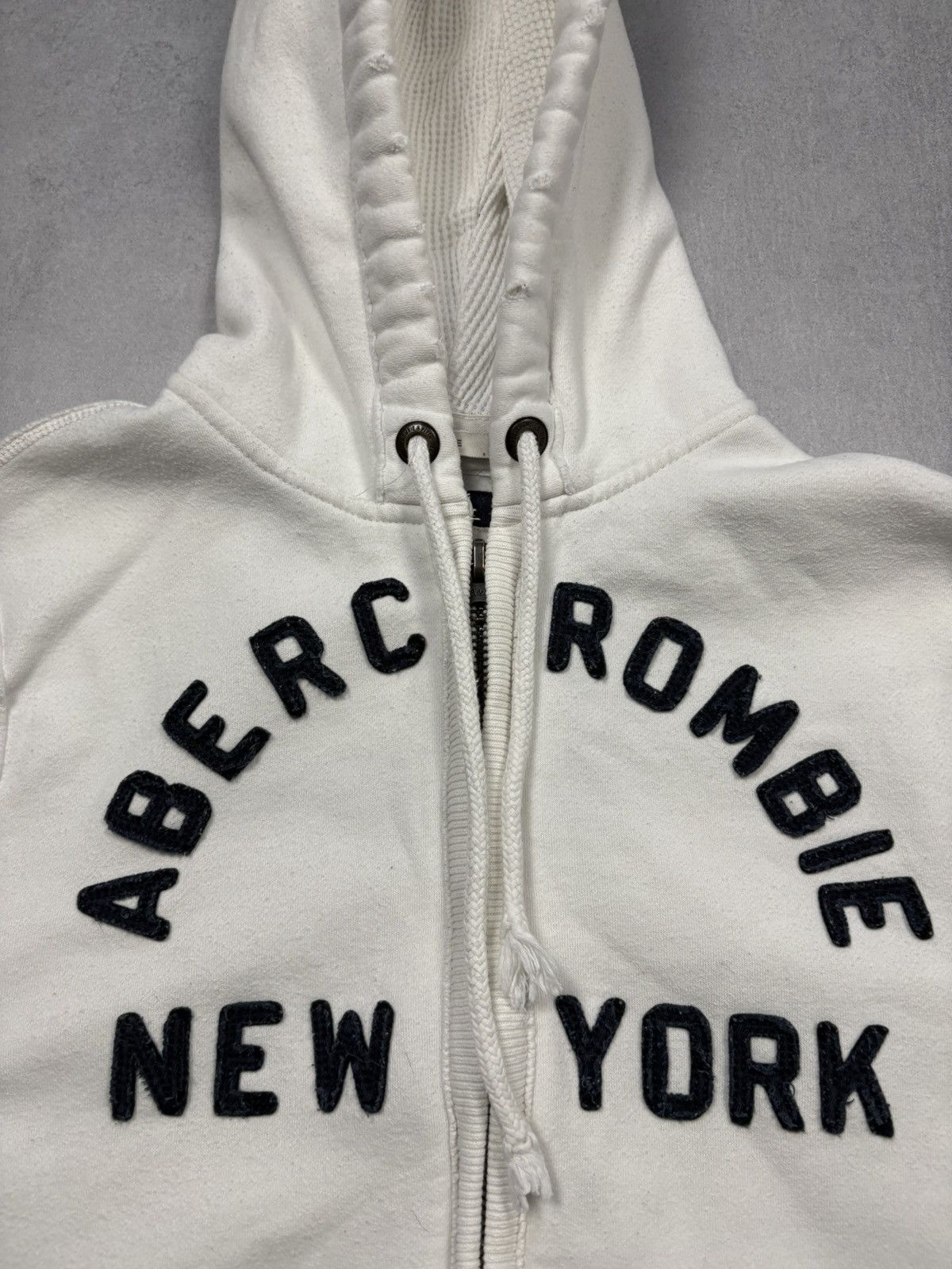 Abercrombie & Fitch Abercrombie & Fitch Rare Distressed Zip Hoodie Logo Y2K 00s Size US L / EU 52-54 / 3 - 7 Thumbnail