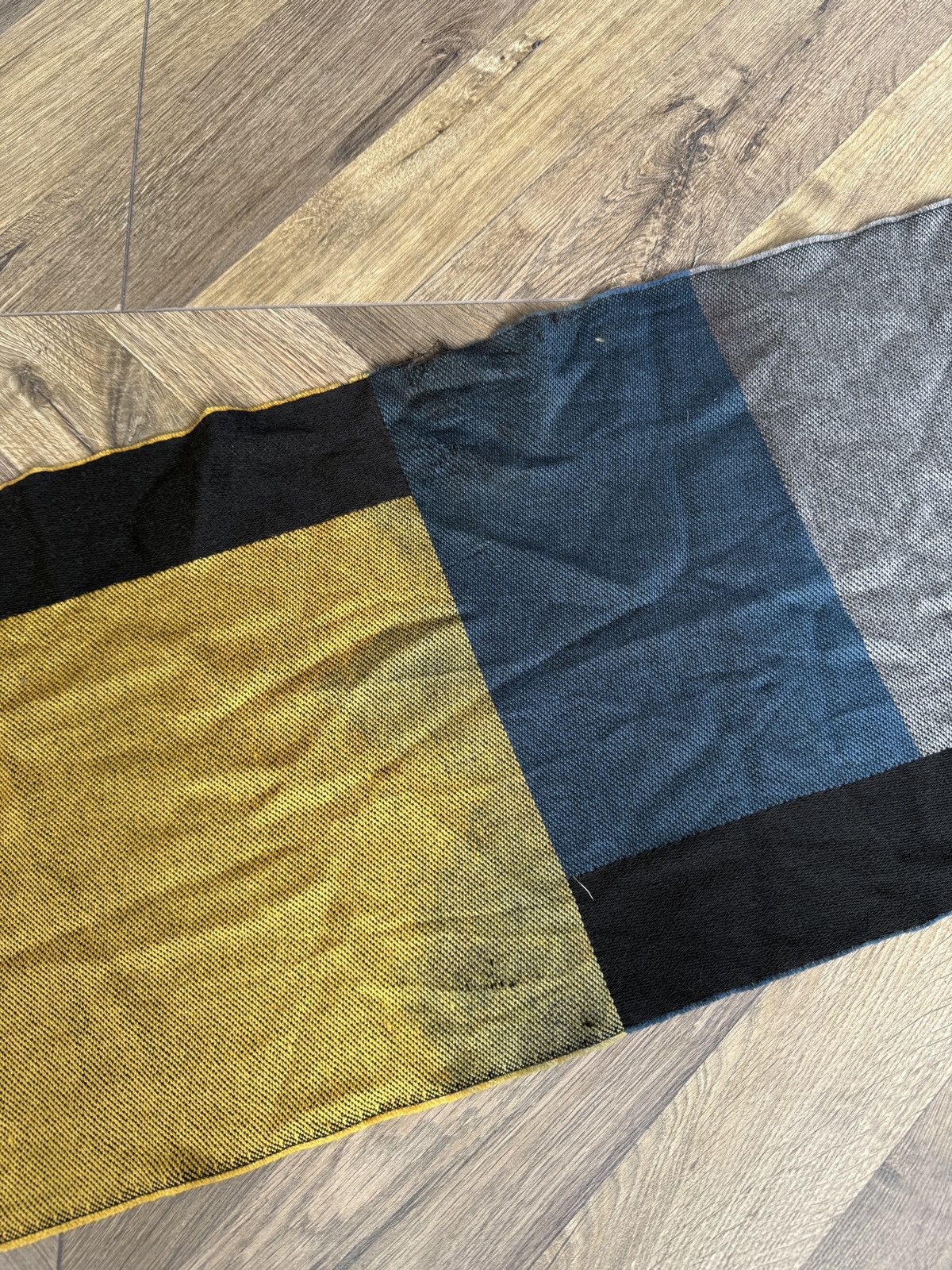 Missoni Missoni 100% Wool Scarf Black Red Plaid Logo Fringe Size ONE SIZE - 9 Thumbnail