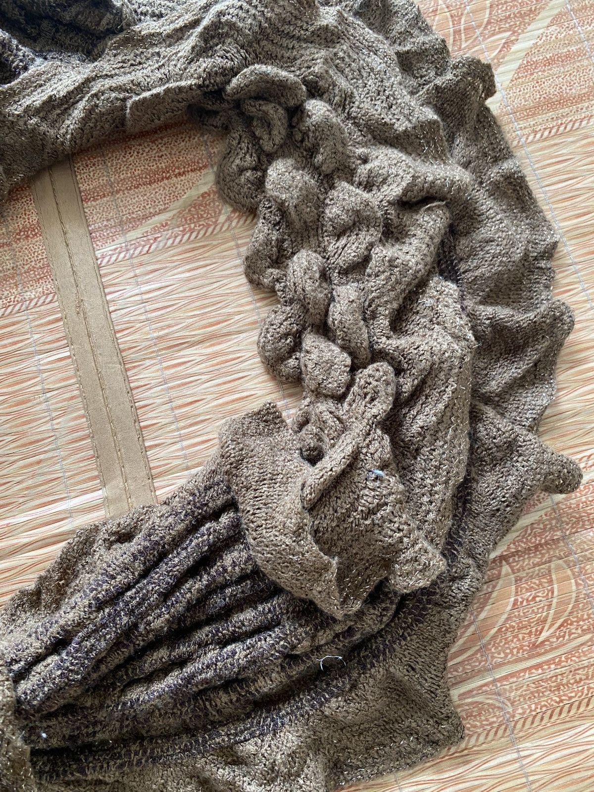 KMRii Japanese Knitted Hole Scarf 14th Kmrii Yasuyukiishii Size ONE SIZE - 2 Thumbnail