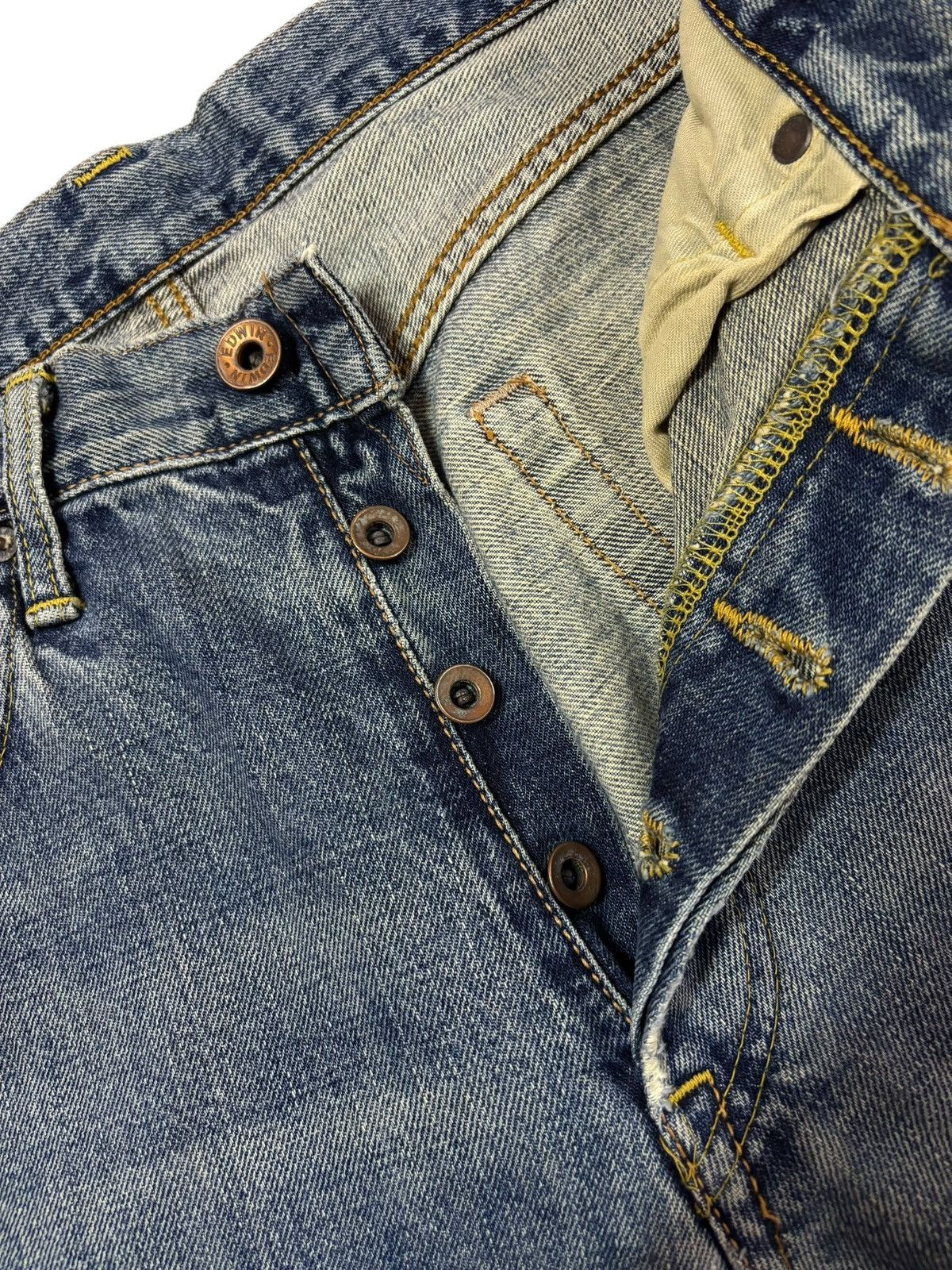 Edwin Vtg Edwin Japan 505x Selvedge Distressed Jeans Size US 30 / EU 46 - 7 Thumbnail