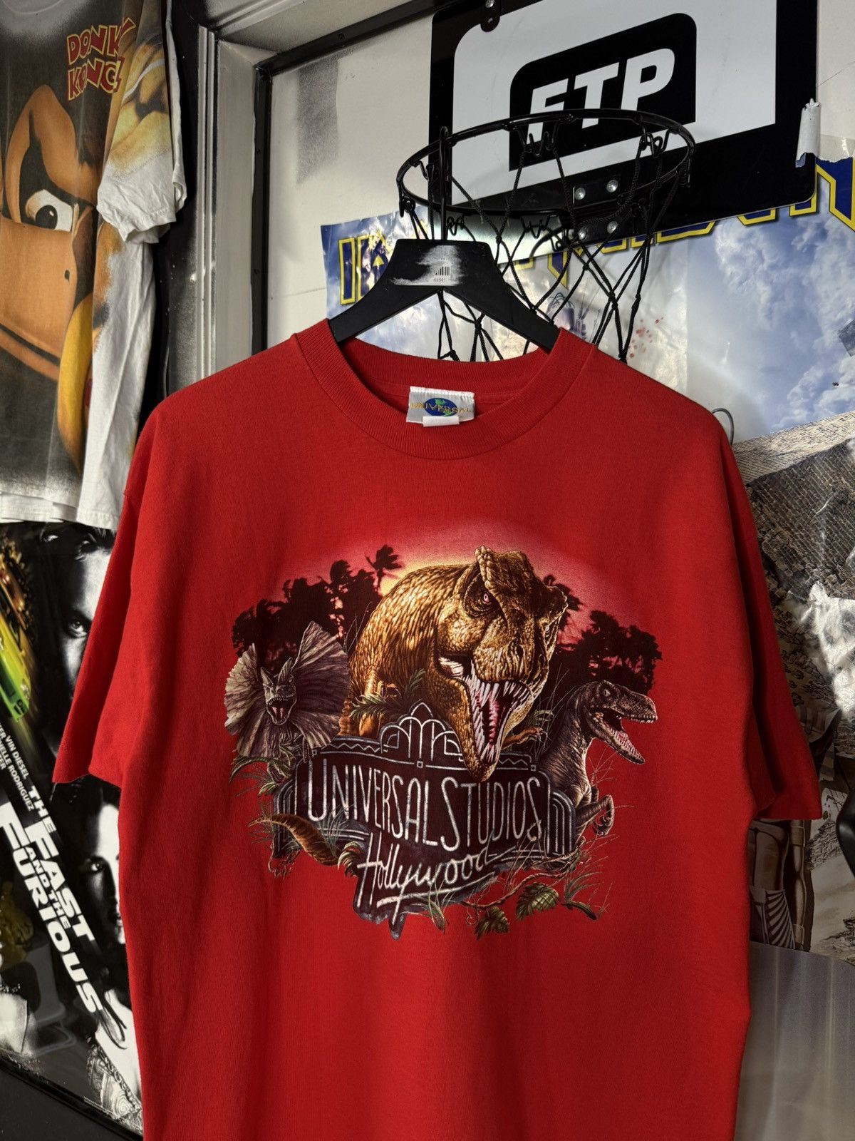 Vintage 90’s Vintage Jurassic Park Universal Studios Tee Shirt XL Size US XL / EU 56 / 4 - 2 Thumbnail