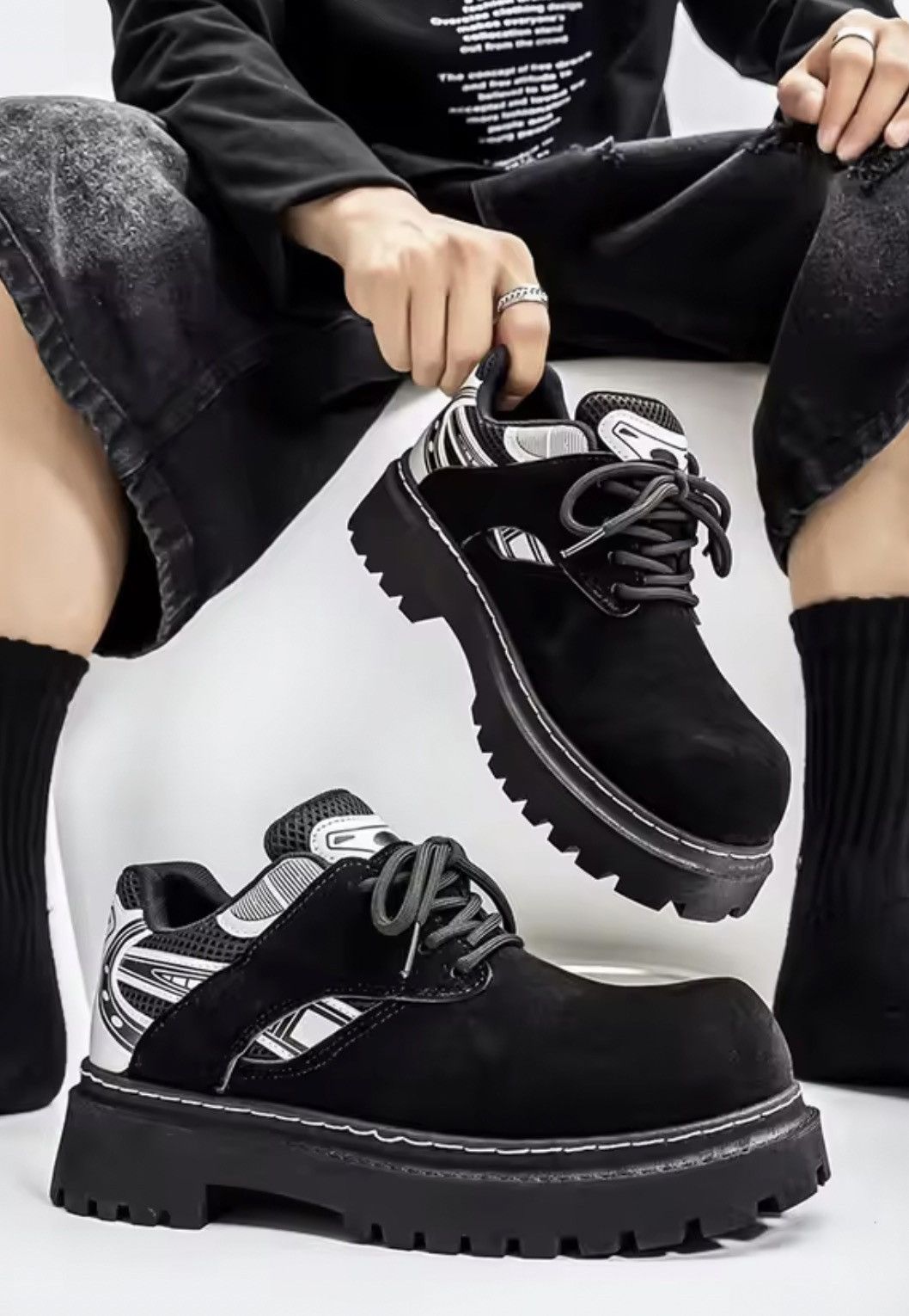 Japanese Brand Chunky Lug-Sole Low-Top Sneakers - PU Leather Size US 9.5 / EU 42-43 - 3 Thumbnail