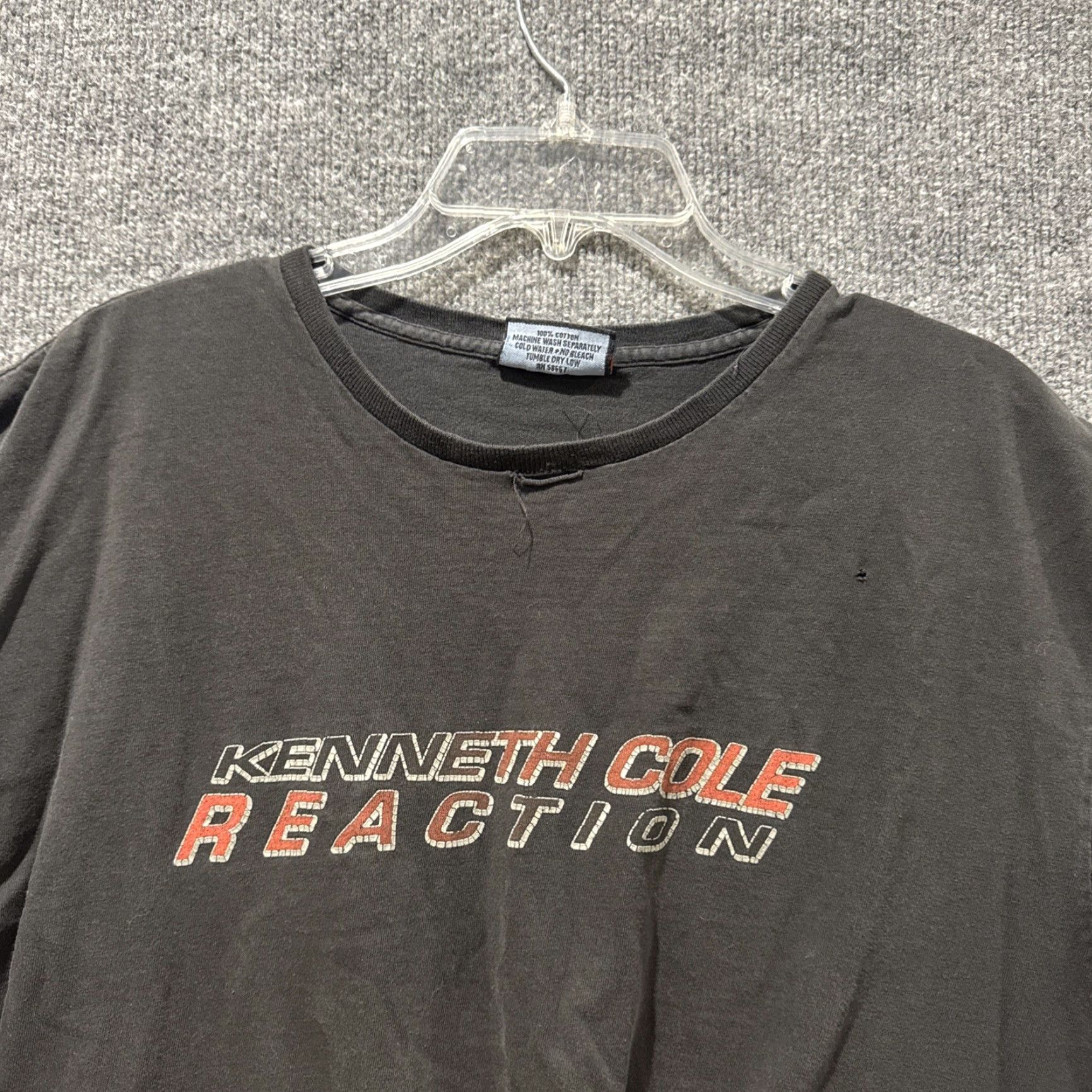 Kenneth Cole VINTAGE Kenneth Cole Reaction Black THRASHED Short Sleeve T-Shirt Men’s 2XL Size US XXL / EU 58 / 5 - 5 Thumbnail