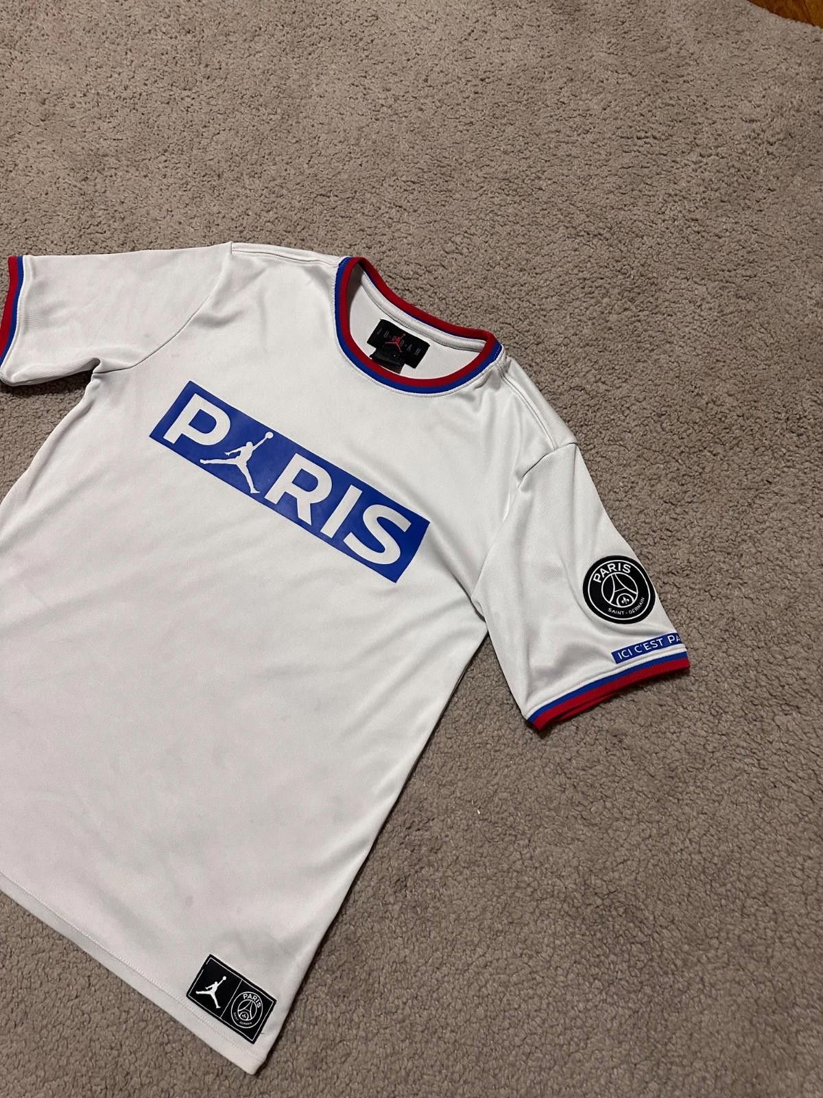 Nike Paris Saint Germain PSG Soccer Jersey Air Jordan Jumpman Size US M / EU 48-50 / 2 - 3 Thumbnail