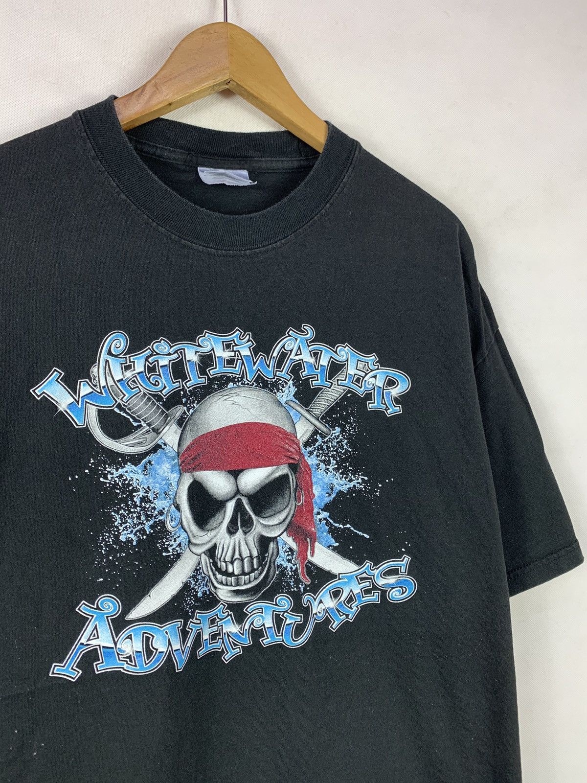 Other Steals! White Water Adventure Skull Pirates Tee Size US XL / EU 56 / 4 - 2 Thumbnail