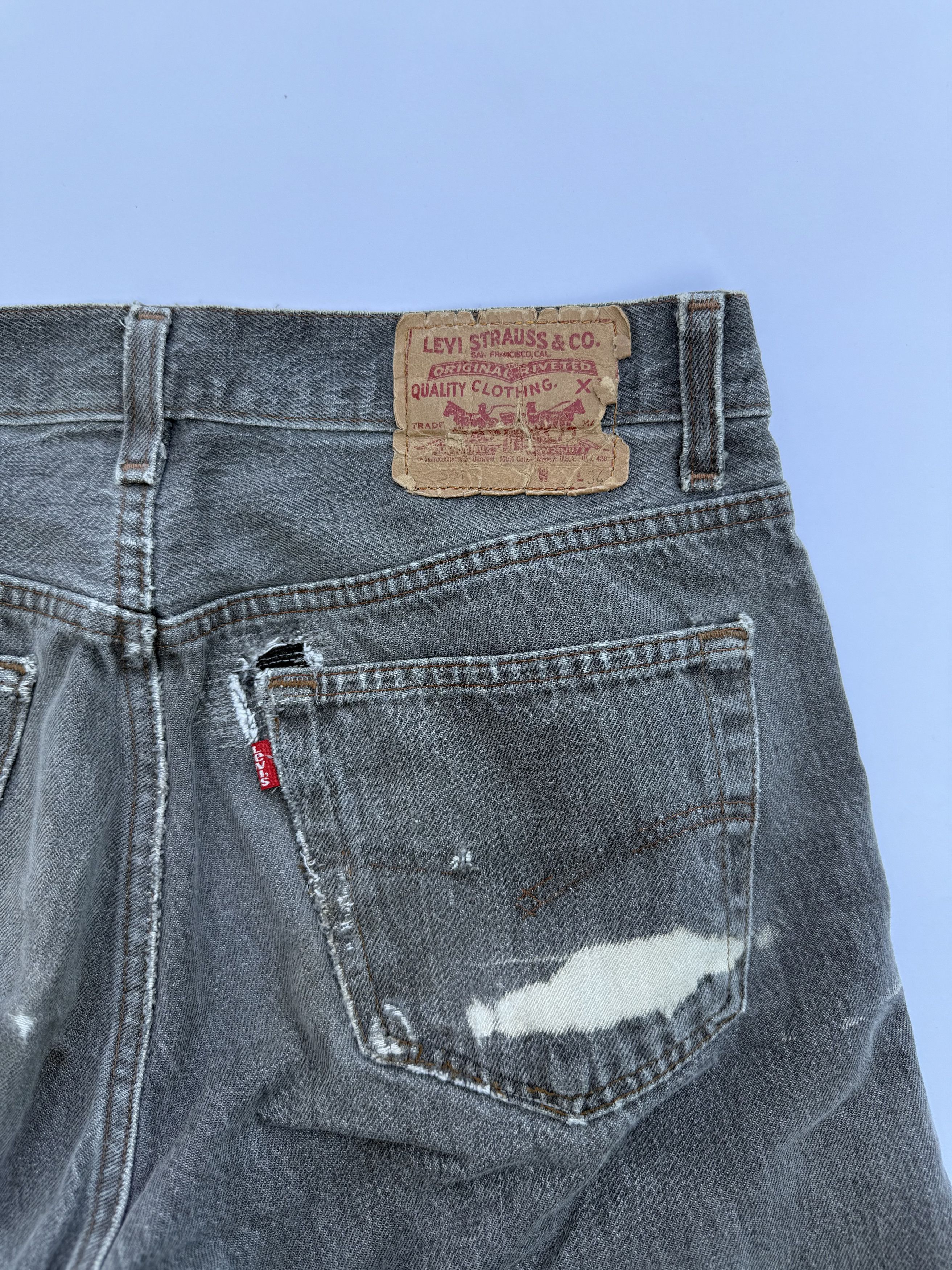 Levi's Vintage Levi's 501 5-Pocket Made in USA Jeans Size US 32 / EU 48 - 7 Thumbnail