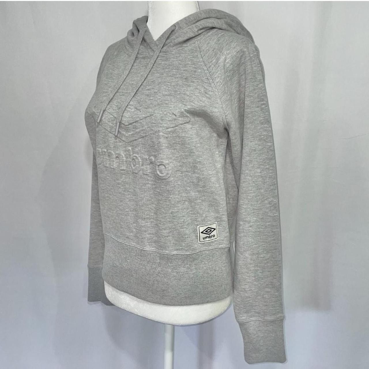 Umbro New Umbro Embossed Logo Crop Hoodie Sweatshirt Heather Grey Size XS / US 0-2 / IT 36-38 - 3 Thumbnail
