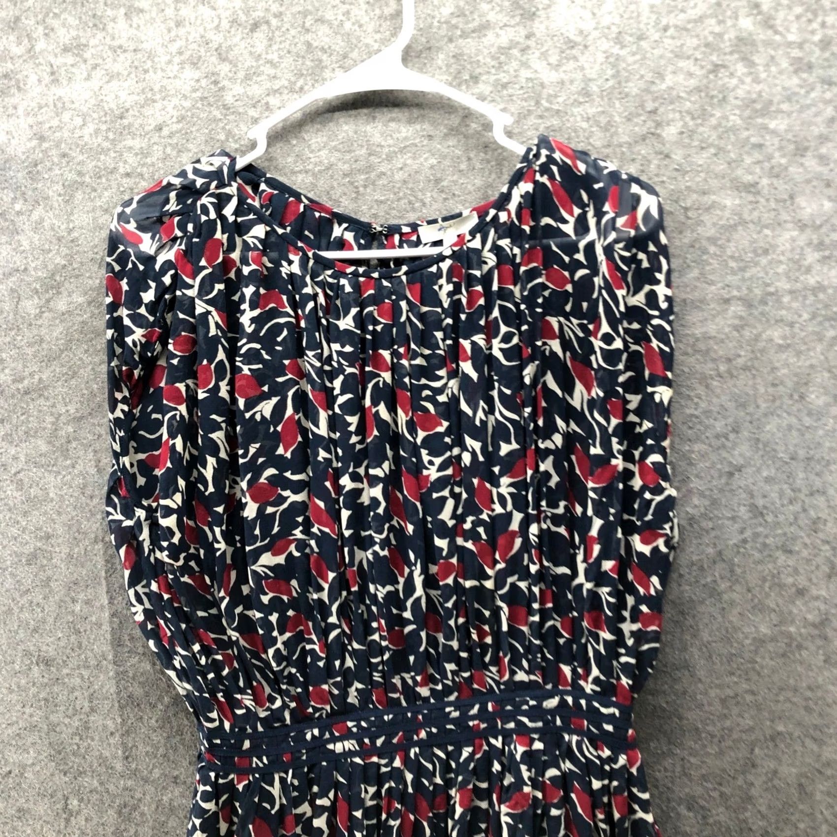Joie VINTAGE? No. Joie 100% Silk Blouson Dress Womens S Navy Blue Red Floral Sleeveless Dolman Size S / US 4 / IT 40 - 3 Thumbnail