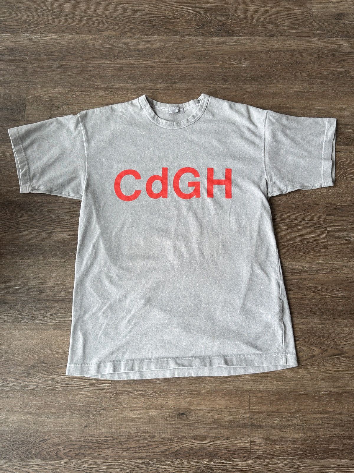 Comme des Garcons Homme Comme Des Garcons Homme “CdGH” Red Logo Gray Tee AD1999 Size US L / EU 52-54 / 3 - 1 Thumbnail