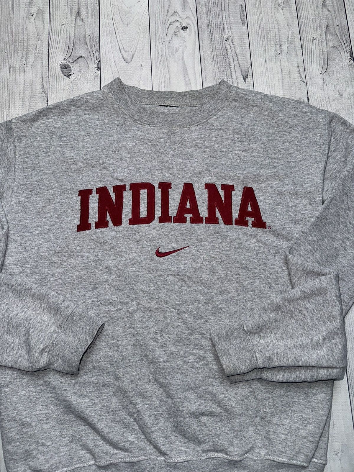 Vintage Vintage Nike Indiana sweatshirt logo size Women's M/L Size L / US 10 / IT 46 - 8 Thumbnail