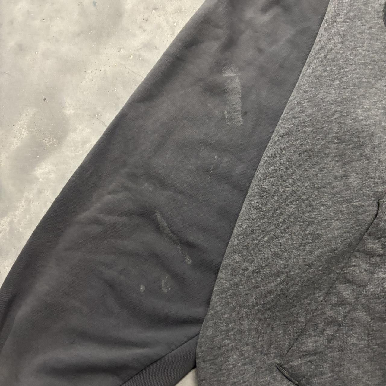 Nike × Vintage Crazy Vintage Y2K/2000s Grey Nike Swoosh Embroidered Streetwear Essential Hoodie! Size US L / EU 52-54 / 3 - 5 Thumbnail