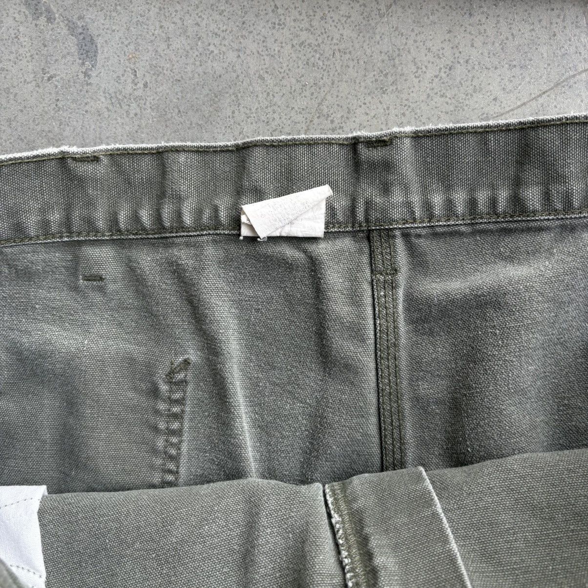 Carhartt × Vintage Vintage Olive Green Carhartt Carpenter Shorts 41 Waist Size US 41 - 6 Thumbnail