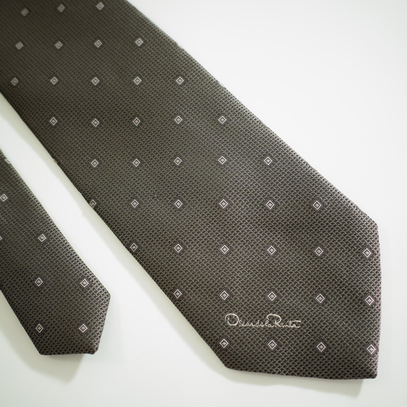 Oscar De La Renta Oscar De La Renta Beige Brown Geometric Woven Short Silk Tie Size ONE SIZE - 1 Thumbnail