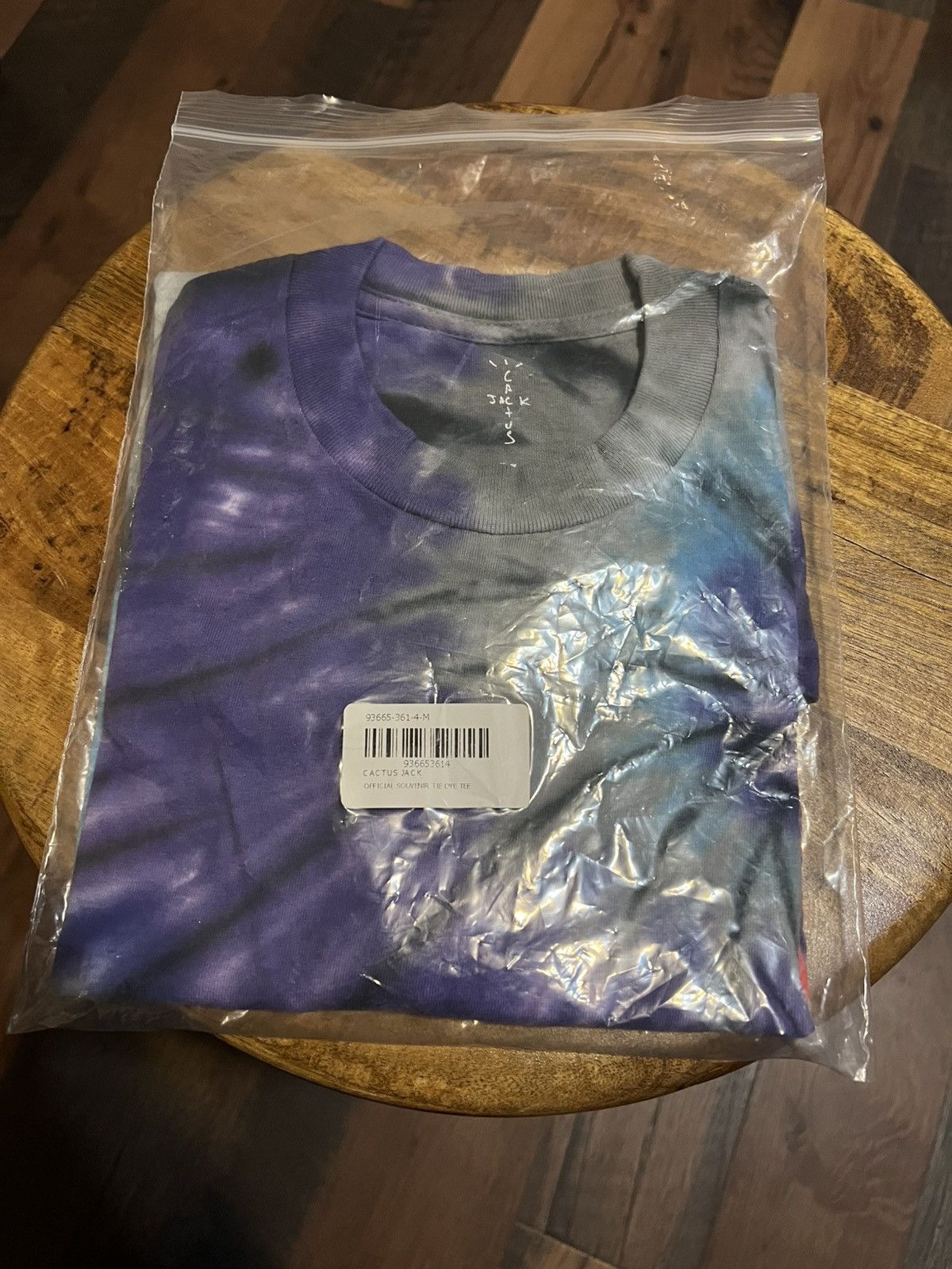 Travis Scott Travis Scott Astroworld Festival 2019 Official Souvenir tee Size US M / EU 48-50 / 2 - 4 Thumbnail