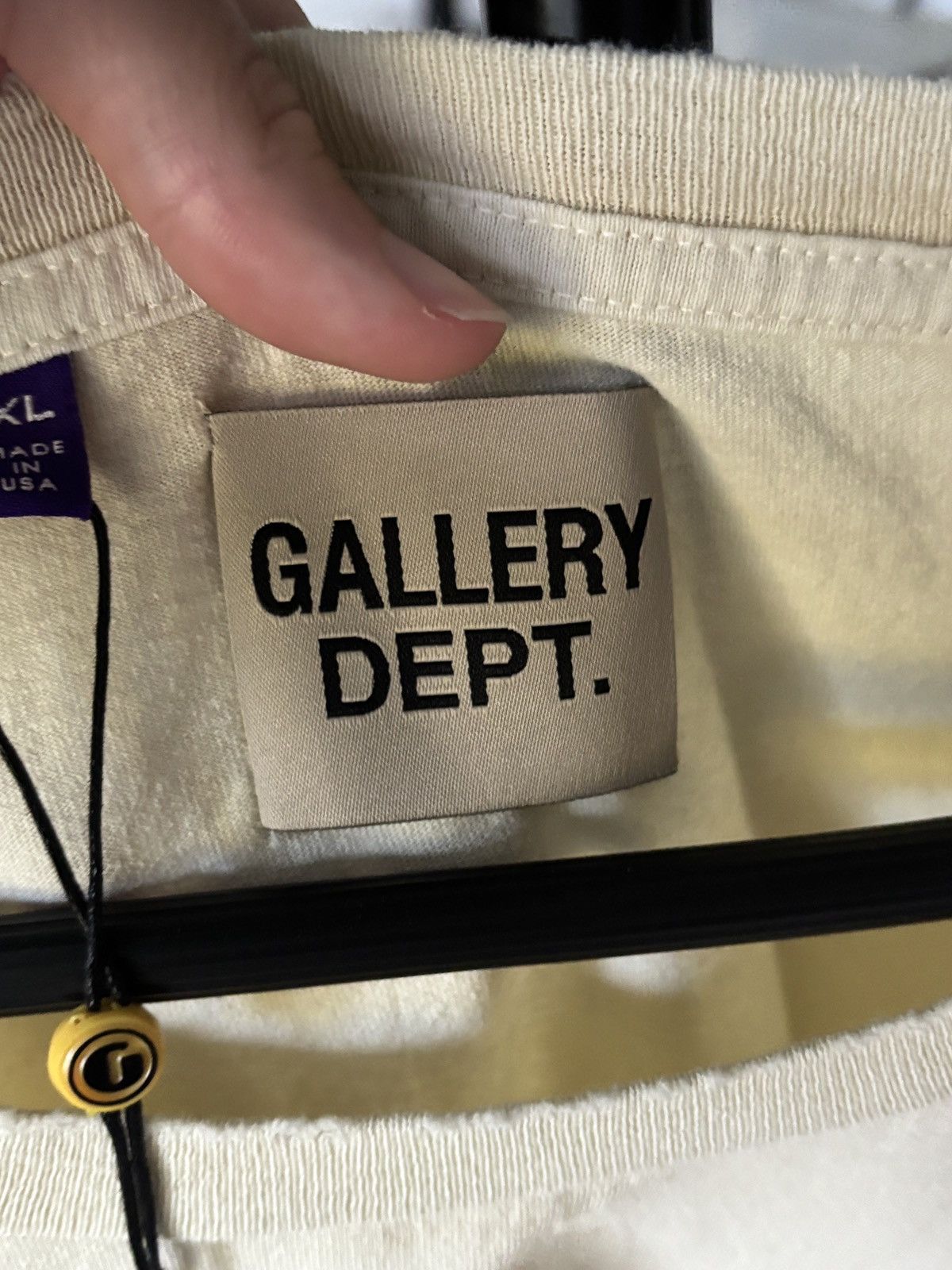 Gallery Dept. GALLERY DEPT PAINTER BISTRO CAFE LOGO TEE Size US XL / EU 56 / 4 - 9 Thumbnail