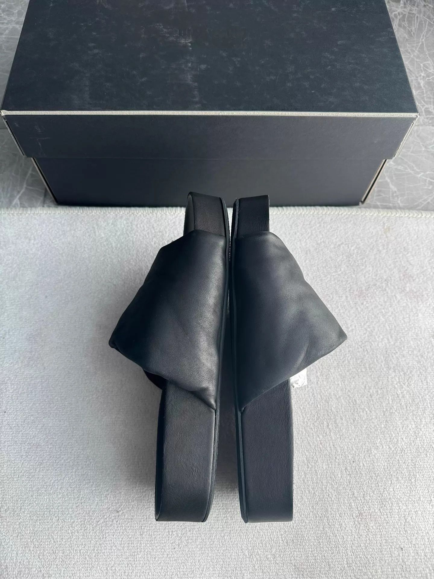 Uma Wang Uma Wang Black Folded Leather Thick Sole Slippers 37 Size US 6.5 / IT 36.5 - 8 Thumbnail