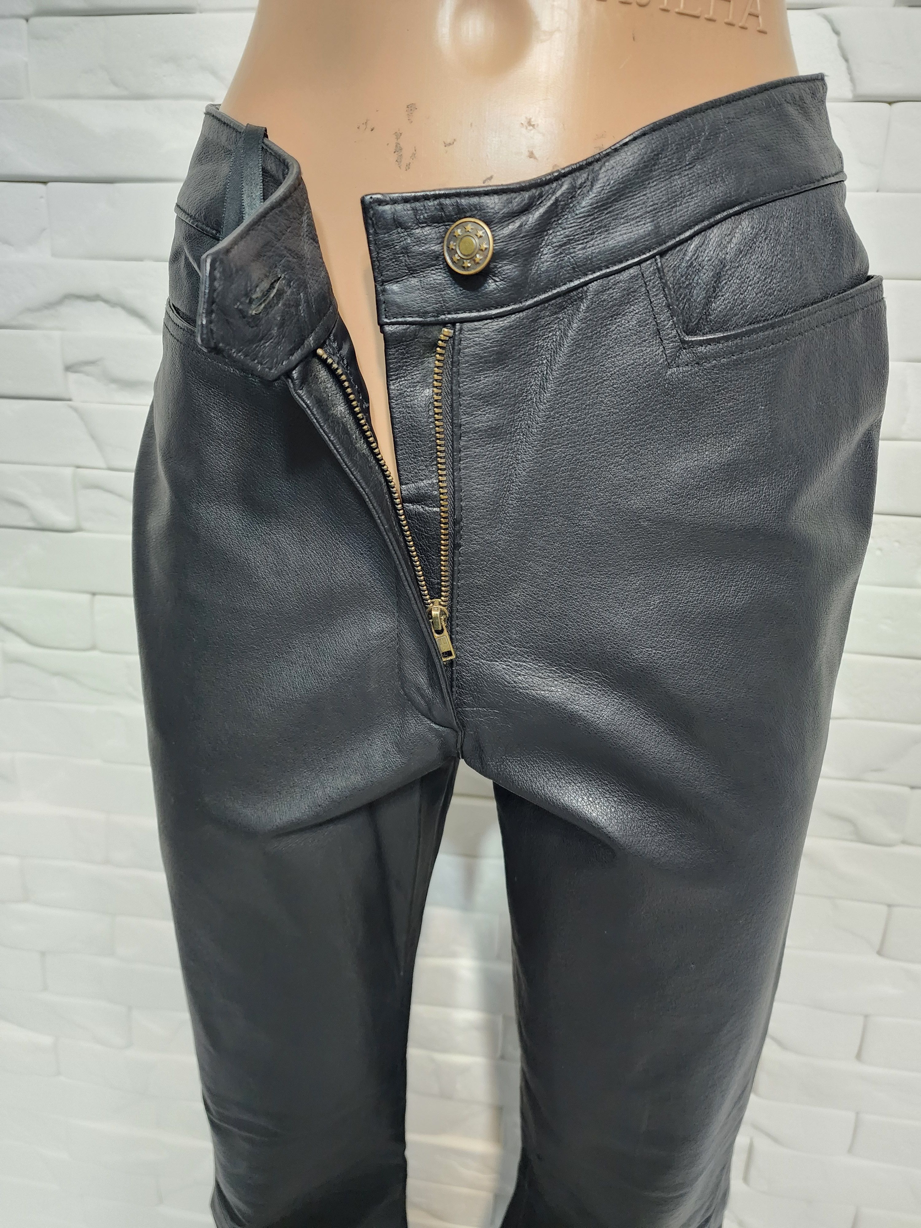 Genuine Leather Black Leather Pants: Women's Genuine Leather Trousers Size 27" / US 4 / IT 40 - 4 Thumbnail