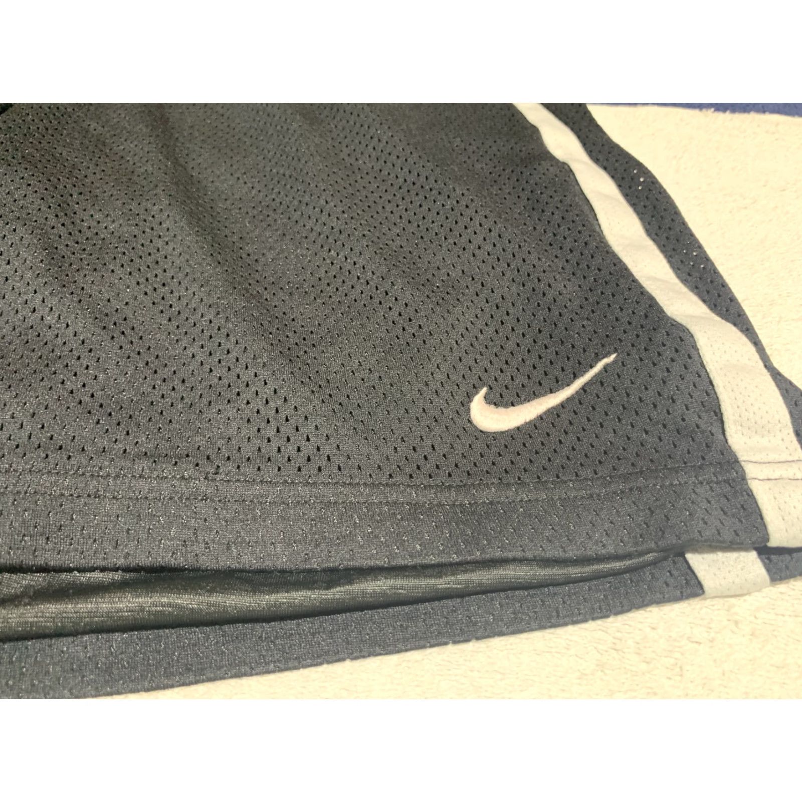 Nike Nike Elite Dri-Fit Basketball Shorts Men’s Small Activewear Shorts Black 9In Inseam Size US 29 - 3 Thumbnail