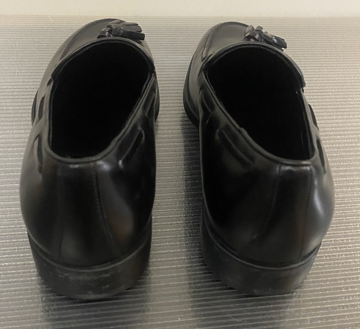 Salvatore Ferragamo Ferragamo 🇮🇹 black calf Sasha tassel loafer 9 EEE NEW Size US 9 / EU 42 - 6 Thumbnail